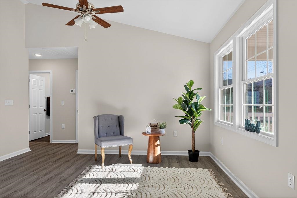 1637 A ST, WAYNESBORO, Virginia 22980, 3 Bedrooms Bedrooms, ,2 BathroomsBathrooms,Residential,1637 A ST,672646 MLS # 672646