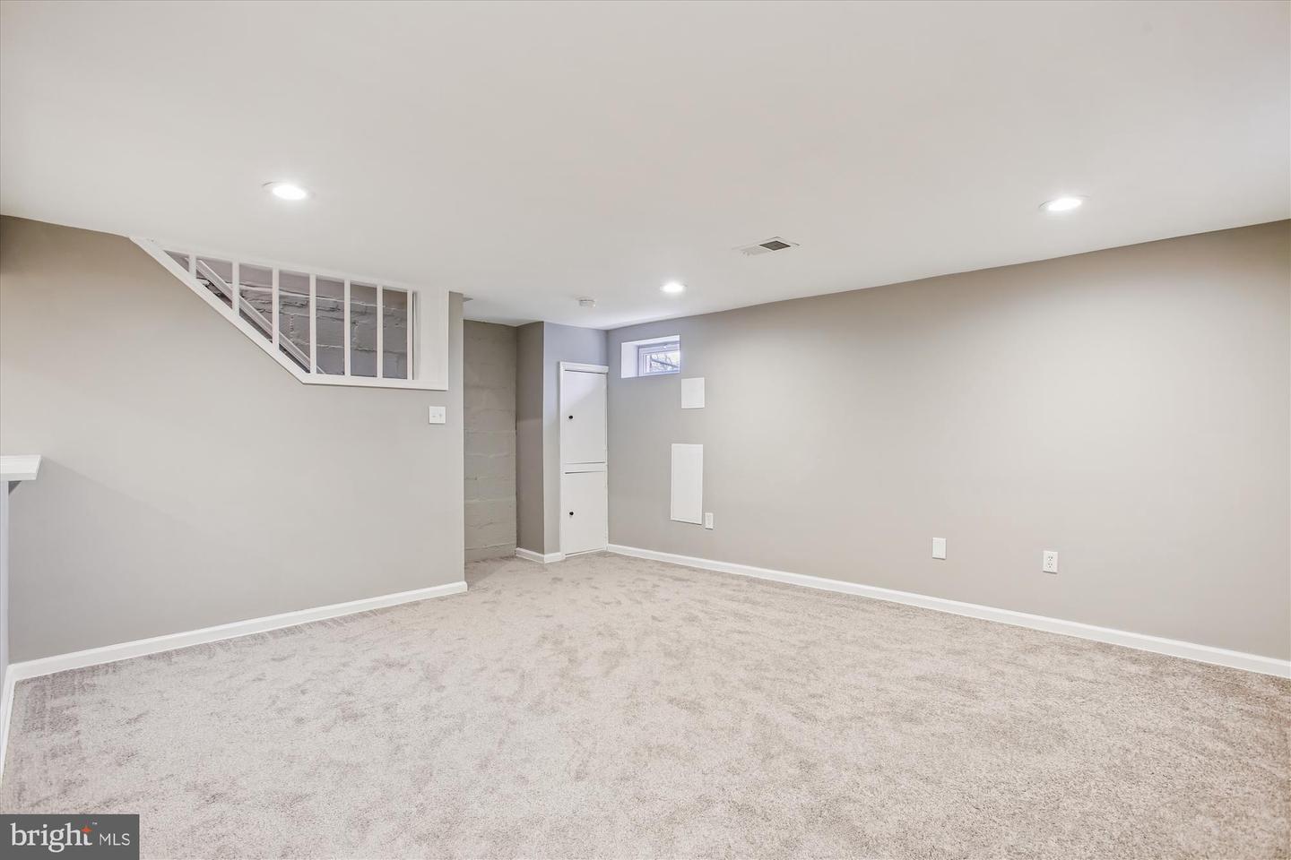 529 FOXHALL PL SE, WASHINGTON, District Of Columbia 20032, 3 Bedrooms Bedrooms, 5 Rooms Rooms,1 BathroomBathrooms,Residential,For sale,529 FOXHALL PL SE,DCDC2233272 MLS # DCDC2233272