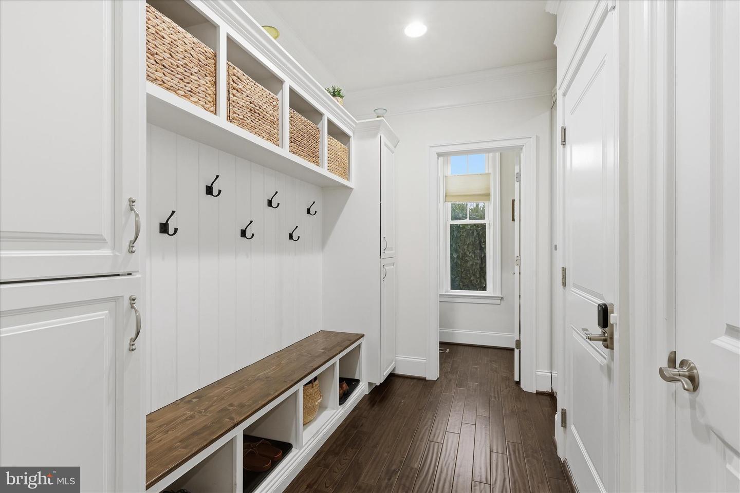 23698 HEATHER MEWS DR, ASHBURN, Virginia 20148, 6 Bedrooms Bedrooms, ,5 BathroomsBathrooms,Residential,For sale,23698 HEATHER MEWS DR,VALO2112576 MLS # VALO2112576 23698 HEATHER MEWS DR, ASHBURN, Virginia 20148, 6 Bedrooms Bedrooms, ,5 BathroomsBathrooms,Residential,For sale,23698 HEATHER MEWS DR,VALO2112576 MLS # VALO2112576