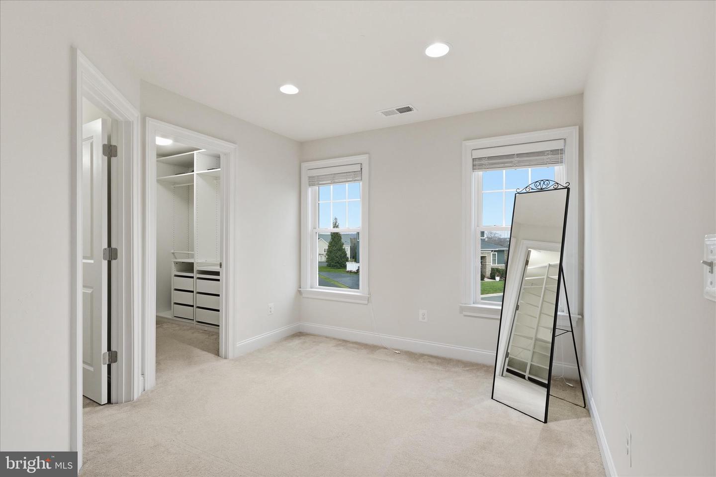 23698 HEATHER MEWS DR, ASHBURN, Virginia 20148, 6 Bedrooms Bedrooms, ,5 BathroomsBathrooms,Residential,For sale,23698 HEATHER MEWS DR,VALO2112576 MLS # VALO2112576 23698 HEATHER MEWS DR, ASHBURN, Virginia 20148, 6 Bedrooms Bedrooms, ,5 BathroomsBathrooms,Residential,For sale,23698 HEATHER MEWS DR,VALO2112576 MLS # VALO2112576