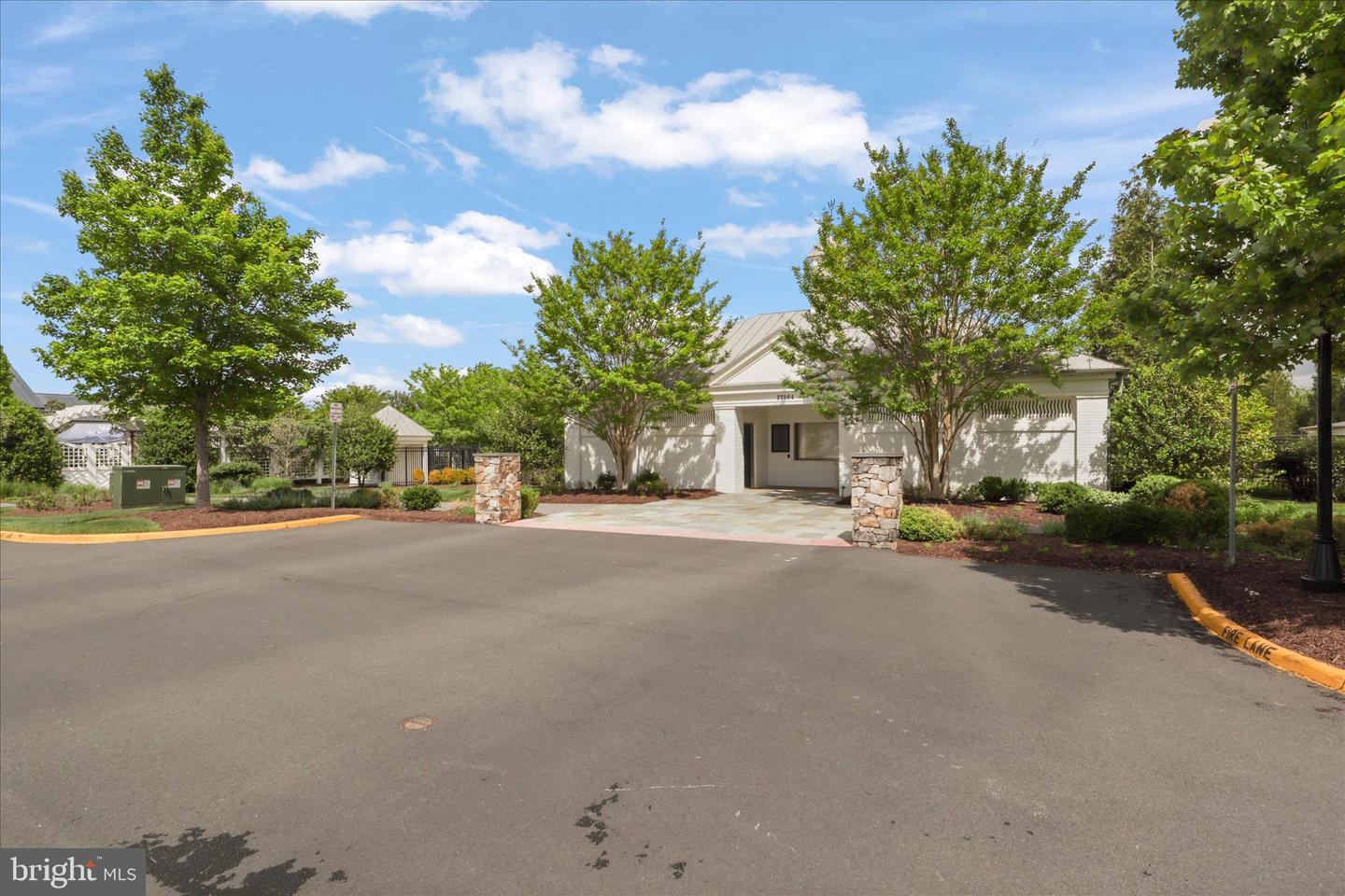 23698 HEATHER MEWS DR, ASHBURN, Virginia 20148, 6 Bedrooms Bedrooms, ,5 BathroomsBathrooms,Residential,For sale,23698 HEATHER MEWS DR,VALO2112576 MLS # VALO2112576 23698 HEATHER MEWS DR, ASHBURN, Virginia 20148, 6 Bedrooms Bedrooms, ,5 BathroomsBathrooms,Residential,For sale,23698 HEATHER MEWS DR,VALO2112576 MLS # VALO2112576