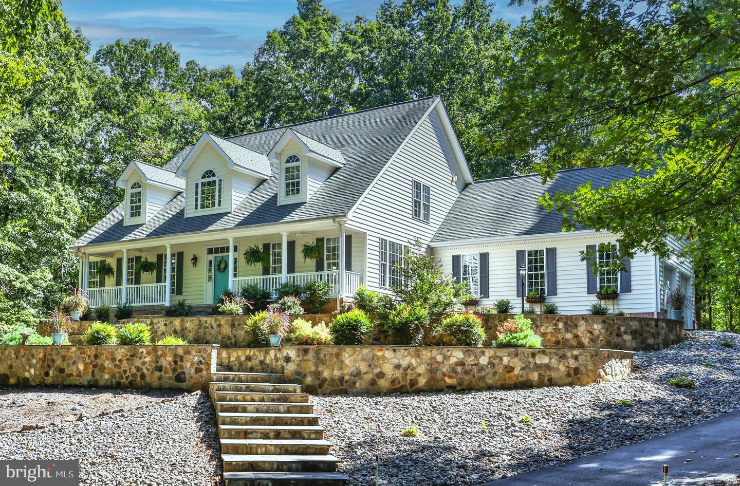 13608 S GENERAL SLOCUM CT, FREDERICKSBURG, Virginia 22407, 4 Bedrooms Bedrooms, ,3 BathroomsBathrooms,Residential,For sale,13608 S GENERAL SLOCUM CT,VASP2038324 MLS # VASP2038324