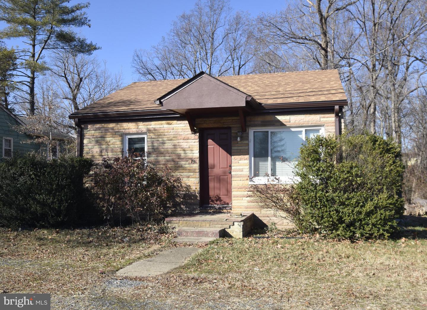 191 DEACON RD, FREDERICKSBURG, Virginia 22405, 2 Bedrooms Bedrooms, ,1 BathroomBathrooms,Residential,For sale,191 DEACON RD,VAST2045158 MLS # VAST2045158 191 DEACON RD, FREDERICKSBURG, Virginia 22405, 2 Bedrooms Bedrooms, ,1 BathroomBathrooms,Residential,For sale,191 DEACON RD,VAST2045158 MLS # VAST2045158