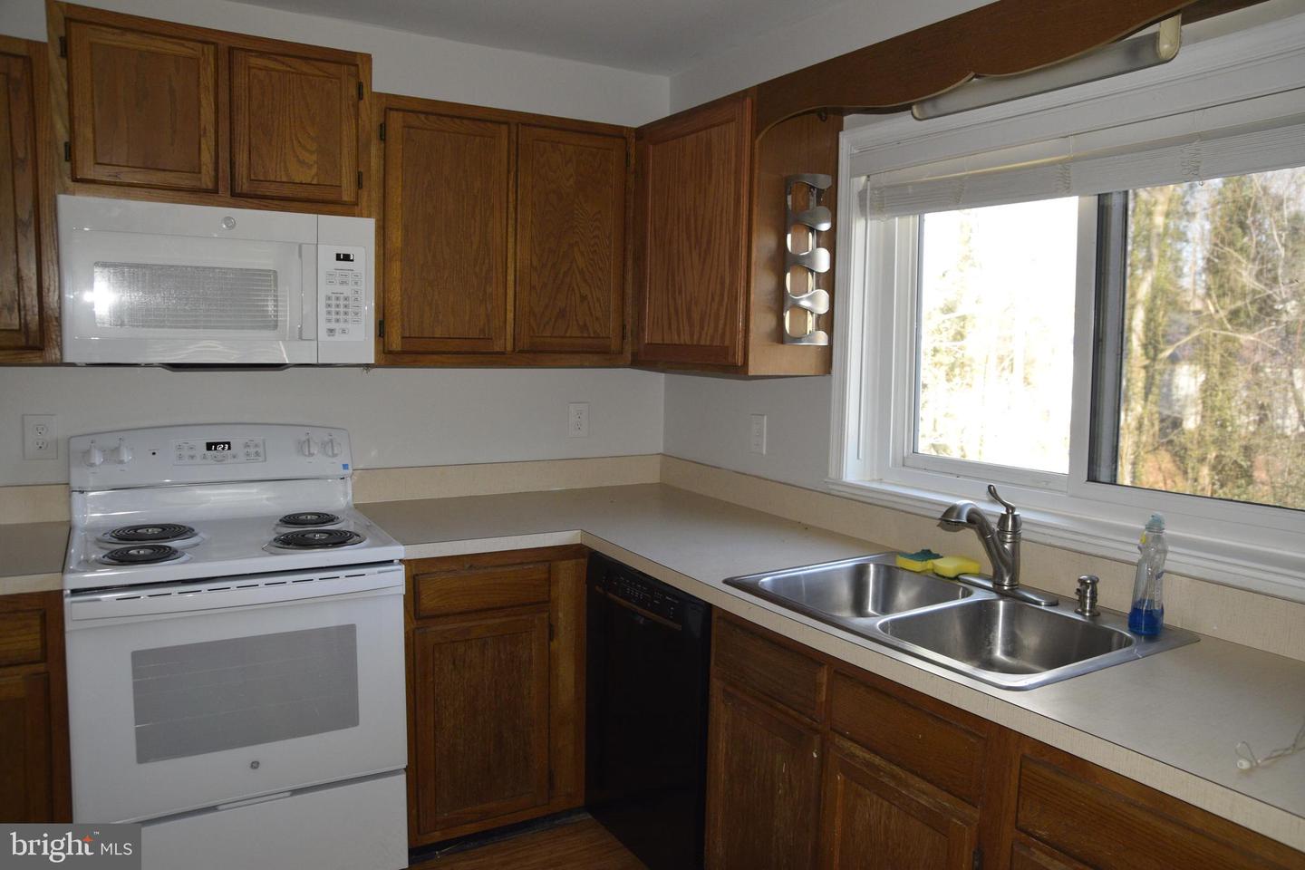 191 DEACON RD, FREDERICKSBURG, Virginia 22405, 2 Bedrooms Bedrooms, ,1 BathroomBathrooms,Residential,For sale,191 DEACON RD,VAST2045158 MLS # VAST2045158 191 DEACON RD, FREDERICKSBURG, Virginia 22405, 2 Bedrooms Bedrooms, ,1 BathroomBathrooms,Residential,For sale,191 DEACON RD,VAST2045158 MLS # VAST2045158