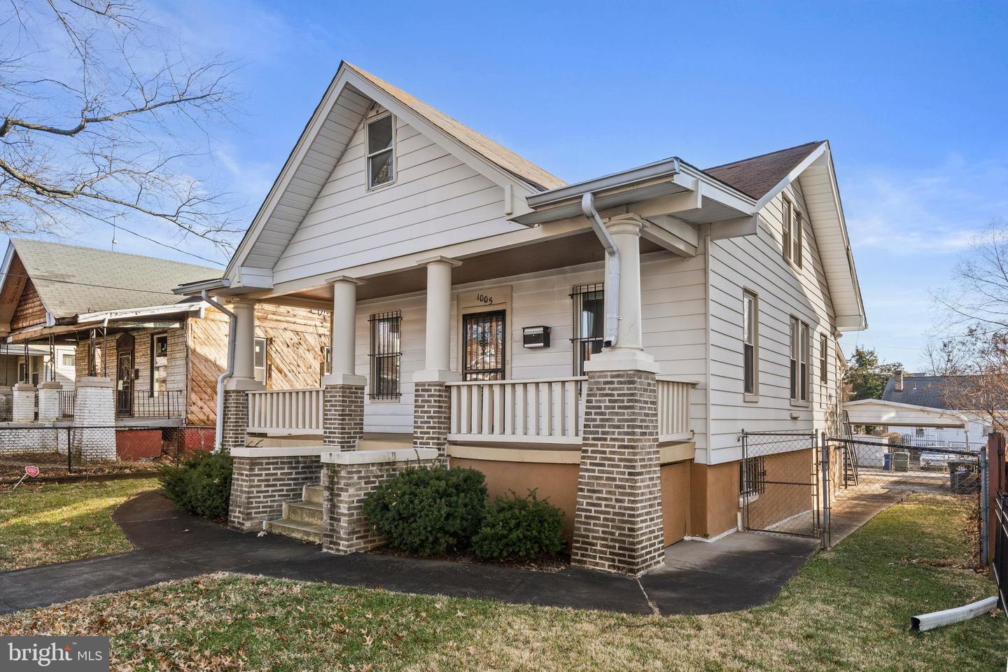 1005 EVARTS ST NE, WASHINGTON, District Of Columbia 20018, 4 Bedrooms Bedrooms, ,2 BathroomsBathrooms,Residential,For sale,1005 EVARTS ST NE,DCDC2241002 MLS # DCDC2241002