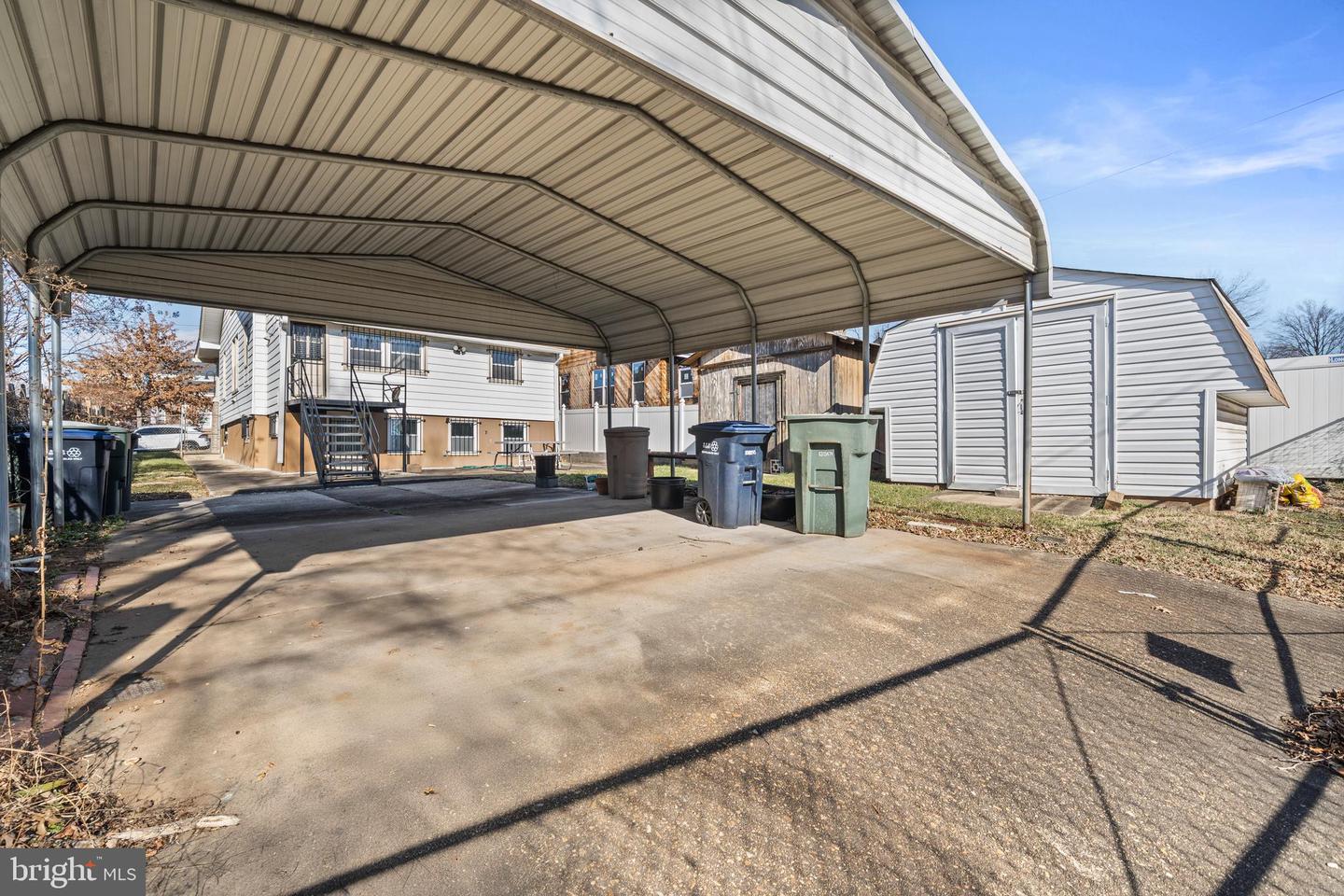 1005 EVARTS ST NE, WASHINGTON, District Of Columbia 20018, 4 Bedrooms Bedrooms, ,2 BathroomsBathrooms,Residential,For sale,1005 EVARTS ST NE,DCDC2241002 MLS # DCDC2241002