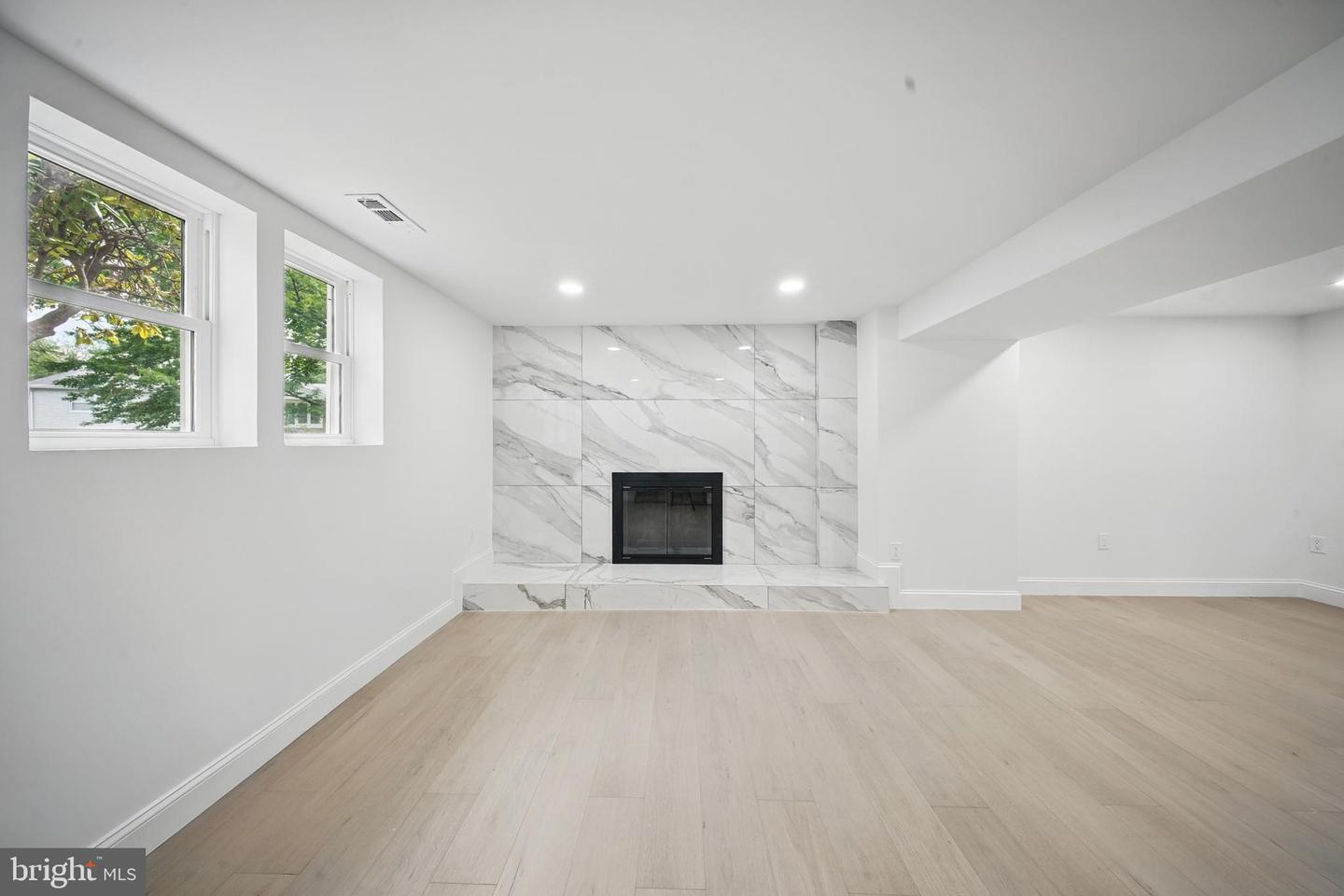 4403 ECHO CT, WOODBRIDGE, Virginia 22193, 4 Bedrooms Bedrooms, ,3 BathroomsBathrooms,Residential,For sale,4403 ECHO CT,VAPW2110464 MLS # VAPW2110464