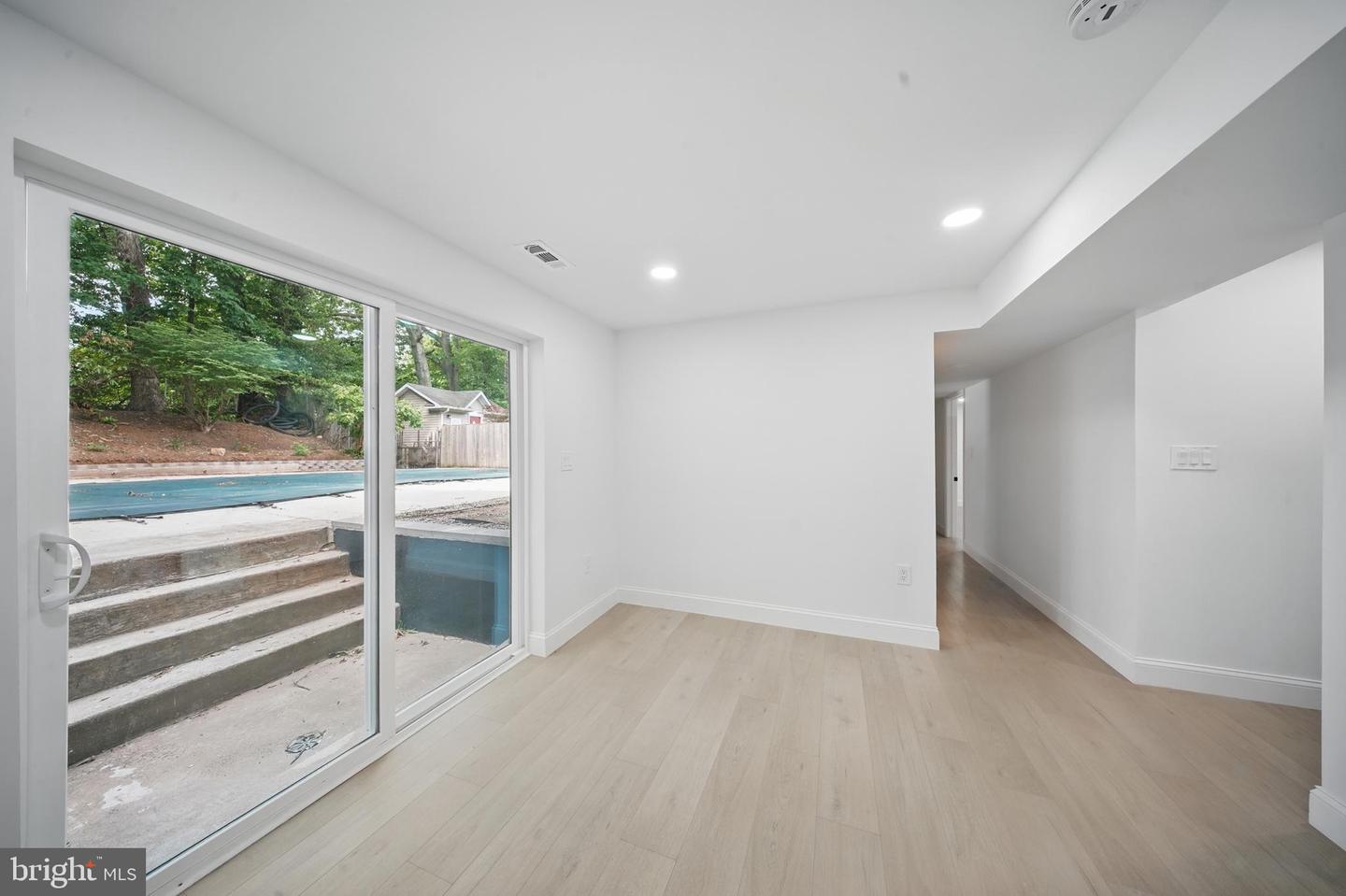 4403 ECHO CT, WOODBRIDGE, Virginia 22193, 4 Bedrooms Bedrooms, ,3 BathroomsBathrooms,Residential,For sale,4403 ECHO CT,VAPW2110464 MLS # VAPW2110464