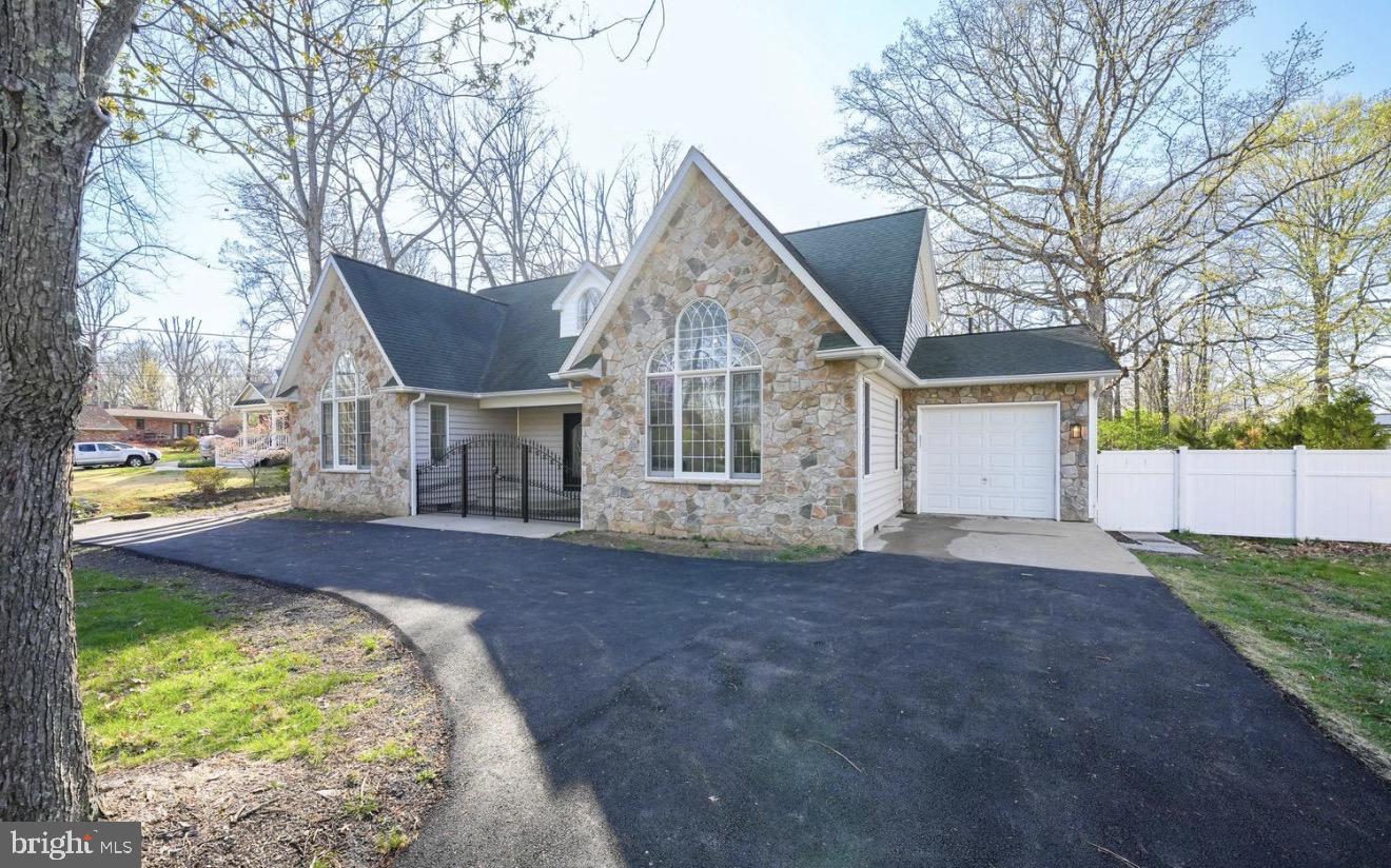 3620 HILL ST, FAIRFAX, Virginia 22030, 5 Bedrooms Bedrooms, ,5 BathroomsBathrooms,Residential,For sale,3620 HILL ST,VAFC2007640 MLS # VAFC2007640 3620 HILL ST, FAIRFAX, Virginia 22030, 5 Bedrooms Bedrooms, ,5 BathroomsBathrooms,Residential,For sale,3620 HILL ST,VAFC2007640 MLS # VAFC2007640