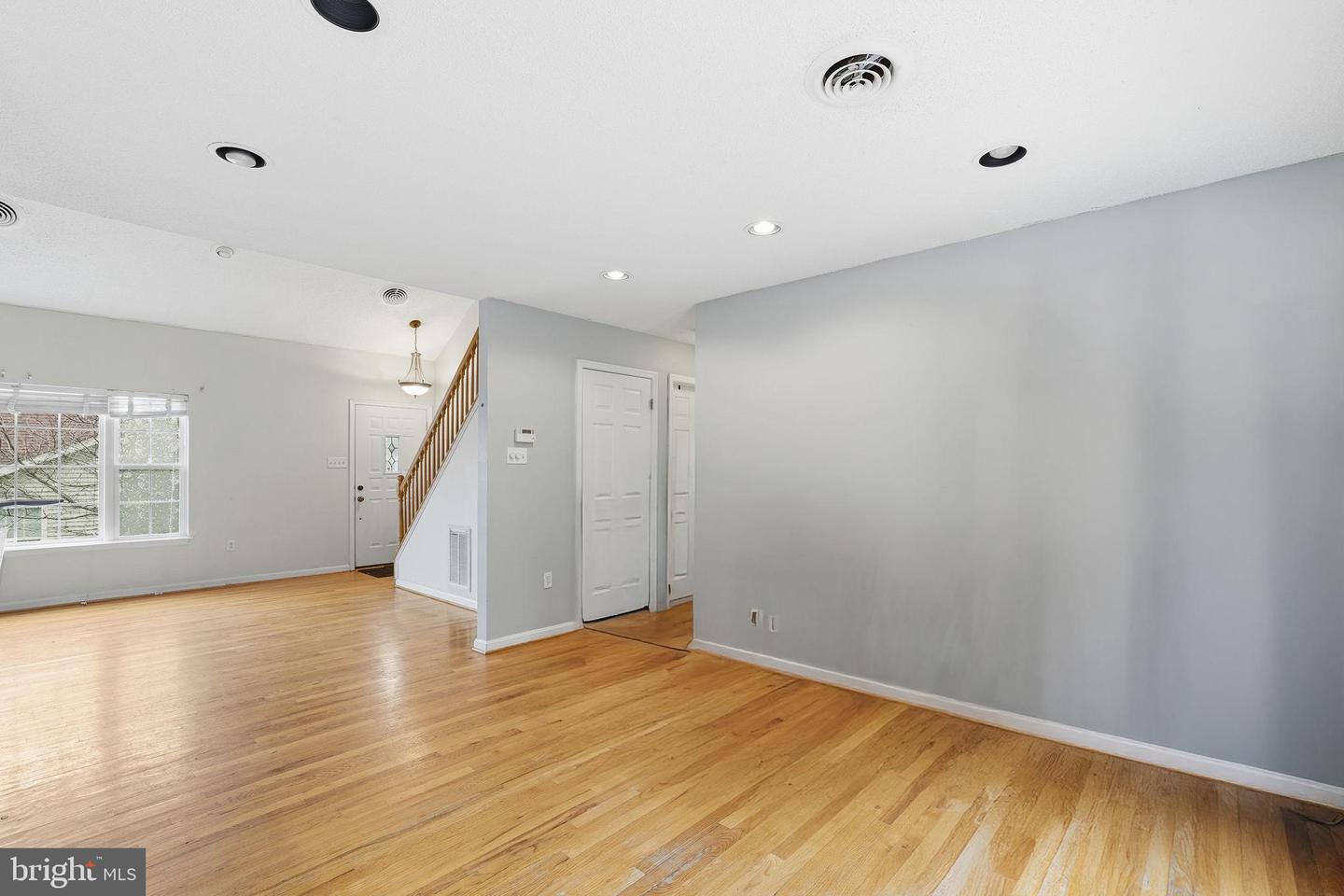 110 RUGBY PL, WINCHESTER, Virginia 22603, 3 Bedrooms Bedrooms, ,2 BathroomsBathrooms,Residential,For sale,110 RUGBY PL,VAFV2038904 MLS # VAFV2038904 110 RUGBY PL, WINCHESTER, Virginia 22603, 3 Bedrooms Bedrooms, ,2 BathroomsBathrooms,Residential,For sale,110 RUGBY PL,VAFV2038904 MLS # VAFV2038904