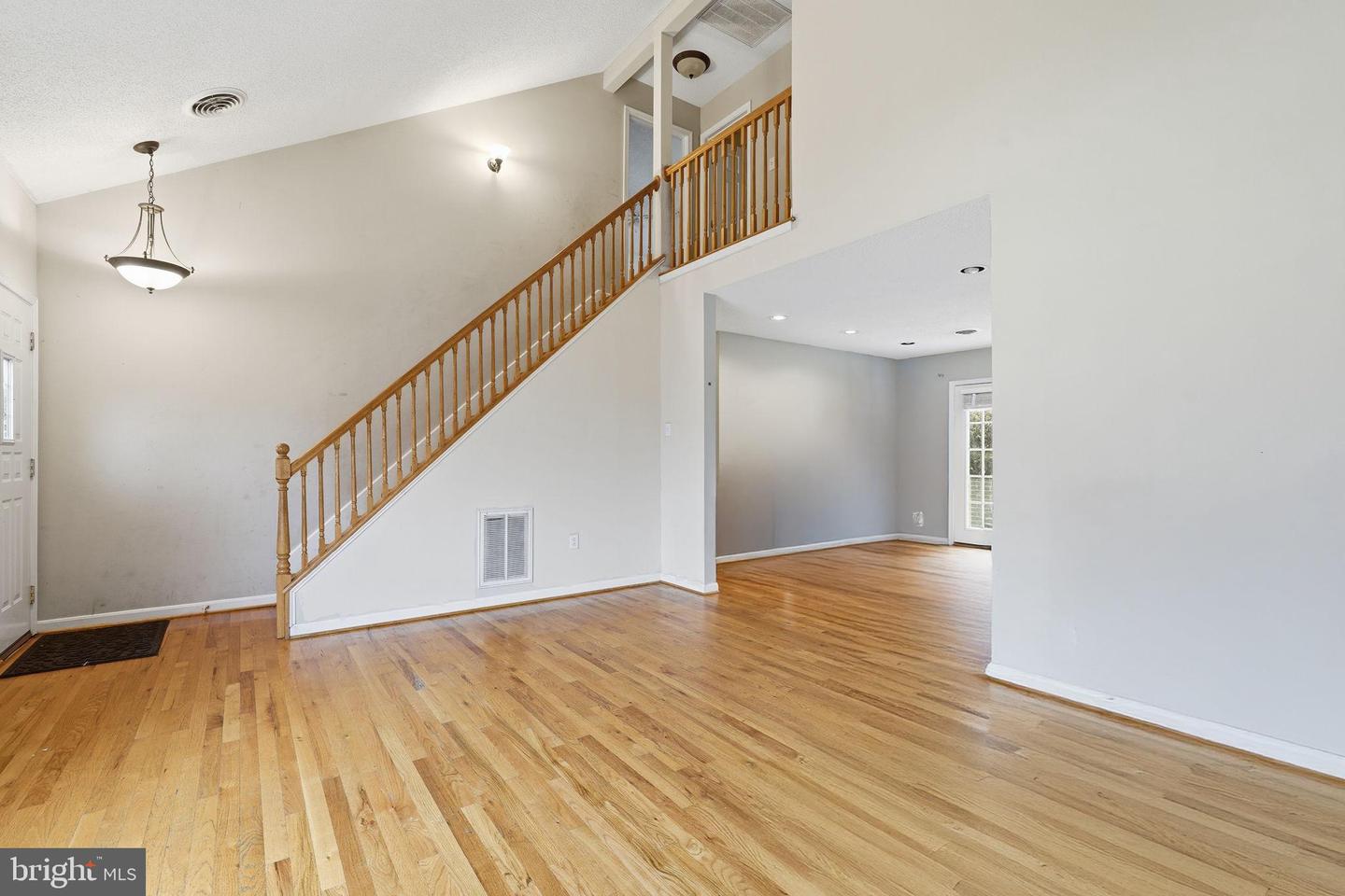 110 RUGBY PL, WINCHESTER, Virginia 22603, 3 Bedrooms Bedrooms, ,2 BathroomsBathrooms,Residential,For sale,110 RUGBY PL,VAFV2038904 MLS # VAFV2038904 110 RUGBY PL, WINCHESTER, Virginia 22603, 3 Bedrooms Bedrooms, ,2 BathroomsBathrooms,Residential,For sale,110 RUGBY PL,VAFV2038904 MLS # VAFV2038904