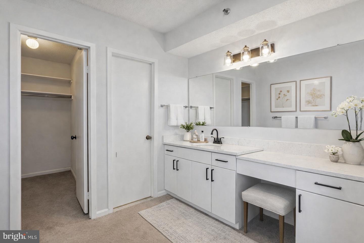 3713 S GEORGE MASON DR #1506, FALLS CHURCH, Virginia 22041, 3 Bedrooms Bedrooms, ,2 BathroomsBathrooms,Residential,For sale,3713 S GEORGE MASON DR #1506,VAFX2285898 MLS # VAFX2285898