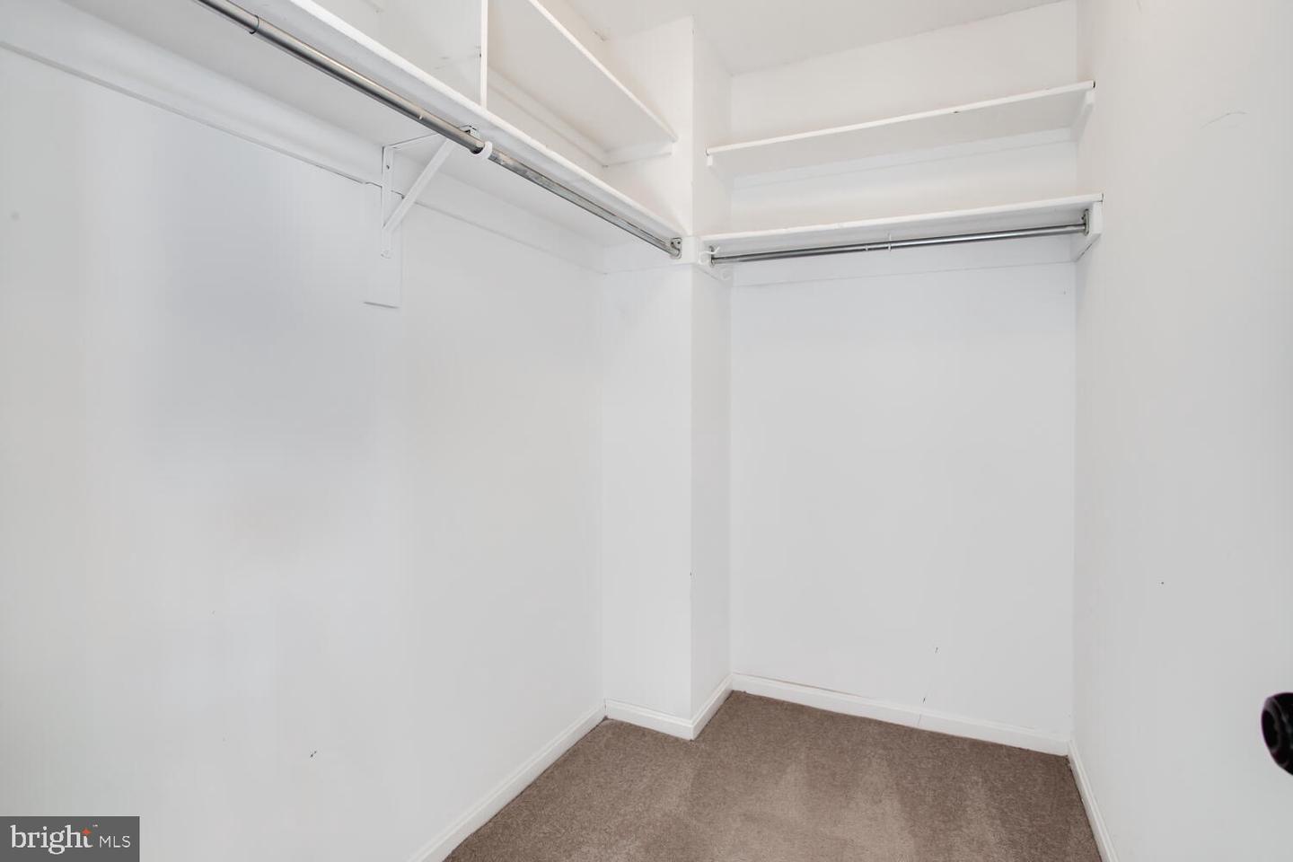 3713 S GEORGE MASON DR #1506, FALLS CHURCH, Virginia 22041, 3 Bedrooms Bedrooms, ,2 BathroomsBathrooms,Residential,For sale,3713 S GEORGE MASON DR #1506,VAFX2285898 MLS # VAFX2285898