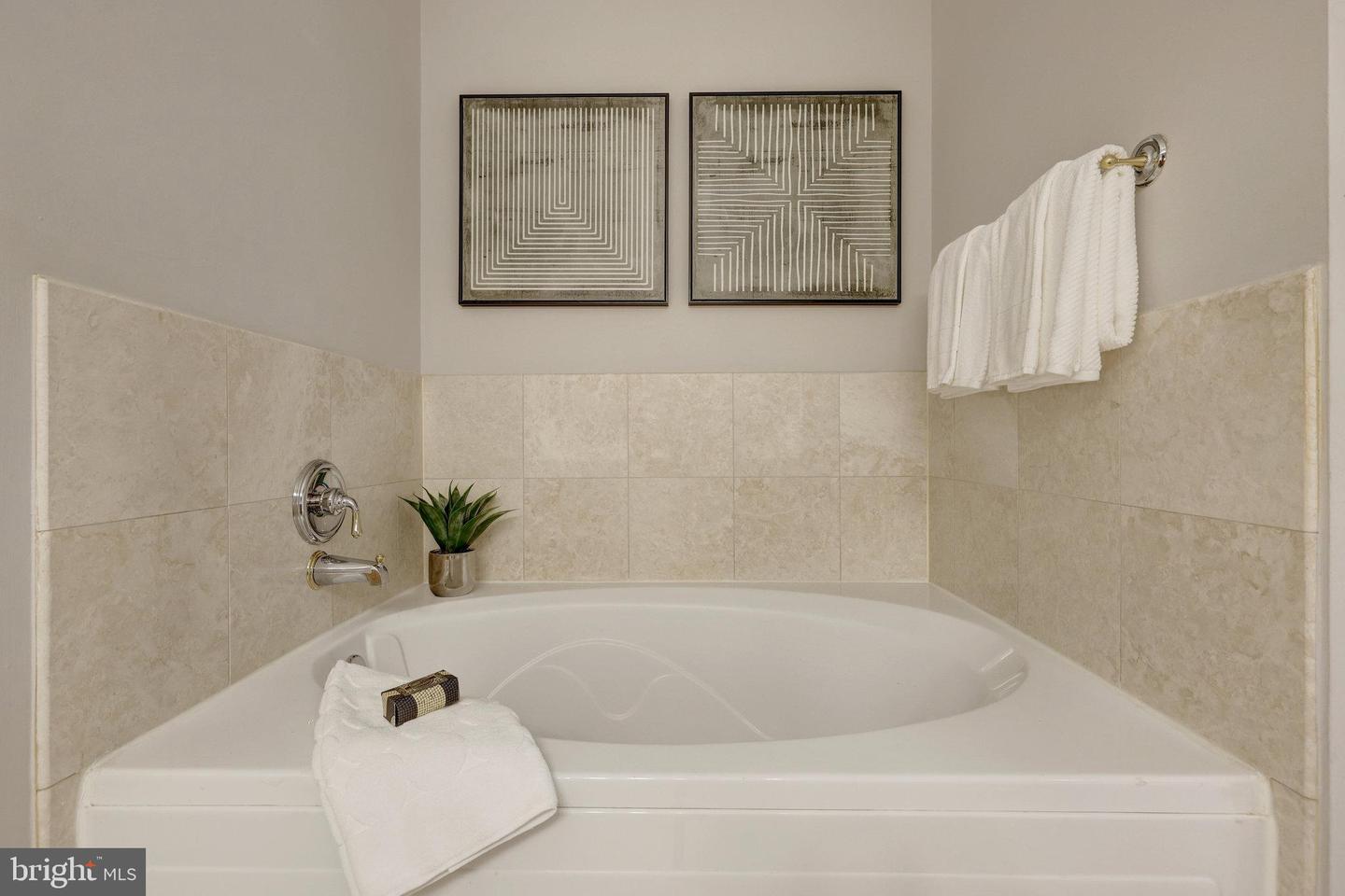 11776 STRATFORD HOUSE PL #601, RESTON, Virginia 20190, 2 Bedrooms Bedrooms, ,2 BathroomsBathrooms,Residential,For sale,11776 STRATFORD HOUSE PL #601,VAFX2286172 MLS # VAFX2286172 11776 STRATFORD HOUSE PL #601, RESTON, Virginia 20190, 2 Bedrooms Bedrooms, ,2 BathroomsBathrooms,Residential,For sale,11776 STRATFORD HOUSE PL #601,VAFX2286172 MLS # VAFX2286172