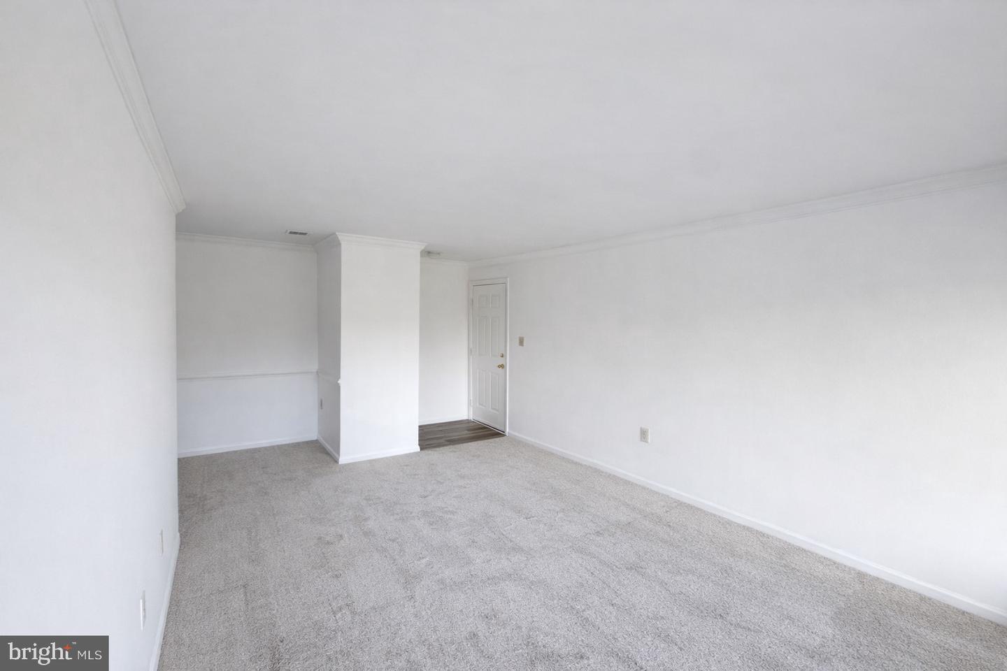 9576 JAYHAWK TER #301, MANASSAS, Virginia 20110, 2 Bedrooms Bedrooms, ,1 BathroomBathrooms,Residential,For sale,9576 JAYHAWK TER #301,VAMN2009970 MLS # VAMN2009970 9576 JAYHAWK TER #301, MANASSAS, Virginia 20110, 2 Bedrooms Bedrooms, ,1 BathroomBathrooms,Residential,For sale,9576 JAYHAWK TER #301,VAMN2009970 MLS # VAMN2009970