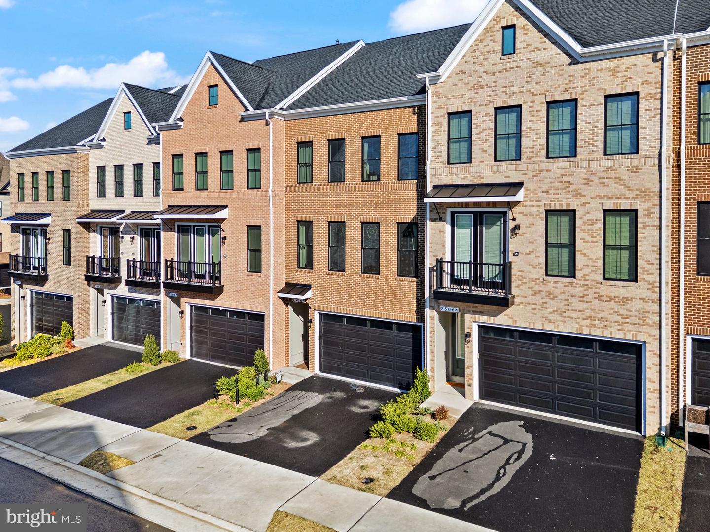 23062 COPPER TREE TER, ASHBURN, Virginia 20148, 4 Bedrooms Bedrooms, ,3 BathroomsBathrooms,Residential,For sale,23062 COPPER TREE TER,VALO2114166 MLS # VALO2114166