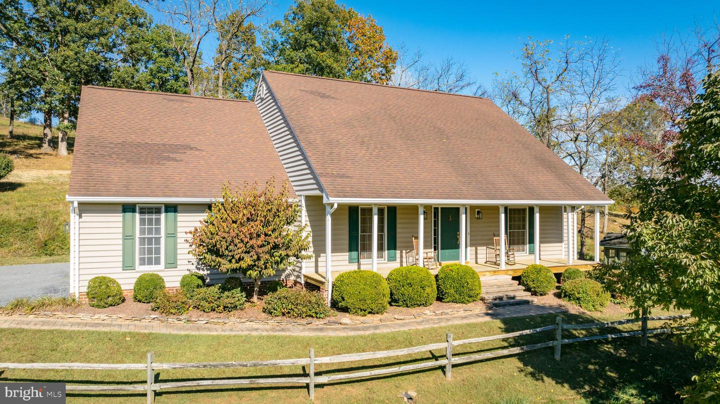 6154 SENEDO RD, QUICKSBURG, Virginia 22847, 3 Bedrooms Bedrooms, ,3 BathroomsBathrooms,Residential,For sale,6154 SENEDO RD,VASH2013406 MLS # VASH2013406