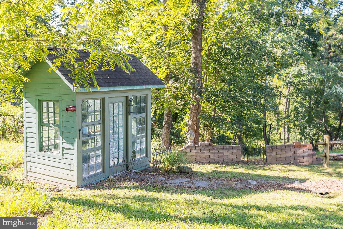 6154 SENEDO RD, QUICKSBURG, Virginia 22847, 3 Bedrooms Bedrooms, ,3 BathroomsBathrooms,Residential,For sale,6154 SENEDO RD,VASH2013406 MLS # VASH2013406