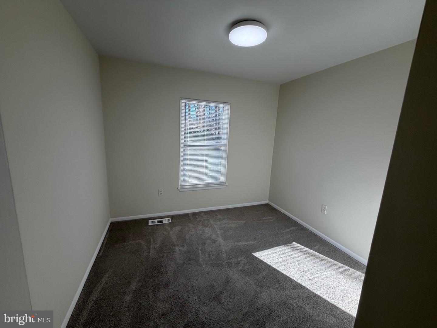 6427 OLD SCOTTS CT, SPRINGFIELD, Virginia 22152, 3 Bedrooms Bedrooms, ,3 BathroomsBathrooms,Residential,For sale,6427 OLD SCOTTS CT,VAFX2286496 MLS # VAFX2286496