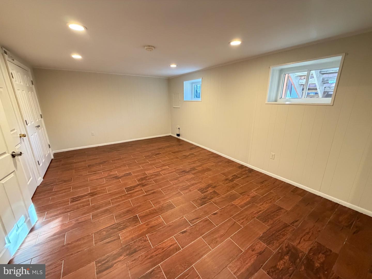 6427 OLD SCOTTS CT, SPRINGFIELD, Virginia 22152, 3 Bedrooms Bedrooms, ,3 BathroomsBathrooms,Residential,For sale,6427 OLD SCOTTS CT,VAFX2286496 MLS # VAFX2286496