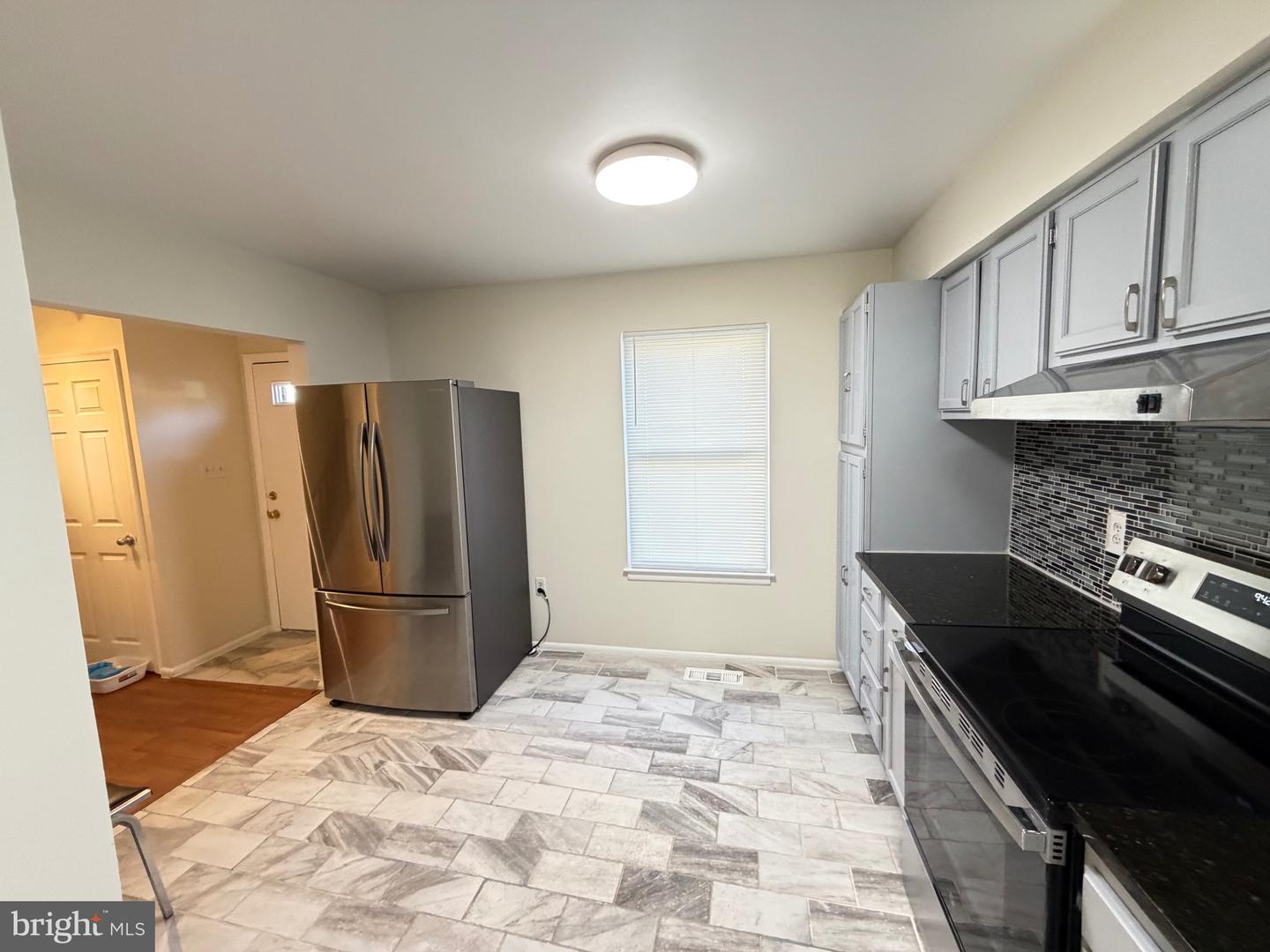 6427 OLD SCOTTS CT, SPRINGFIELD, Virginia 22152, 3 Bedrooms Bedrooms, ,3 BathroomsBathrooms,Residential,For sale,6427 OLD SCOTTS CT,VAFX2286496 MLS # VAFX2286496