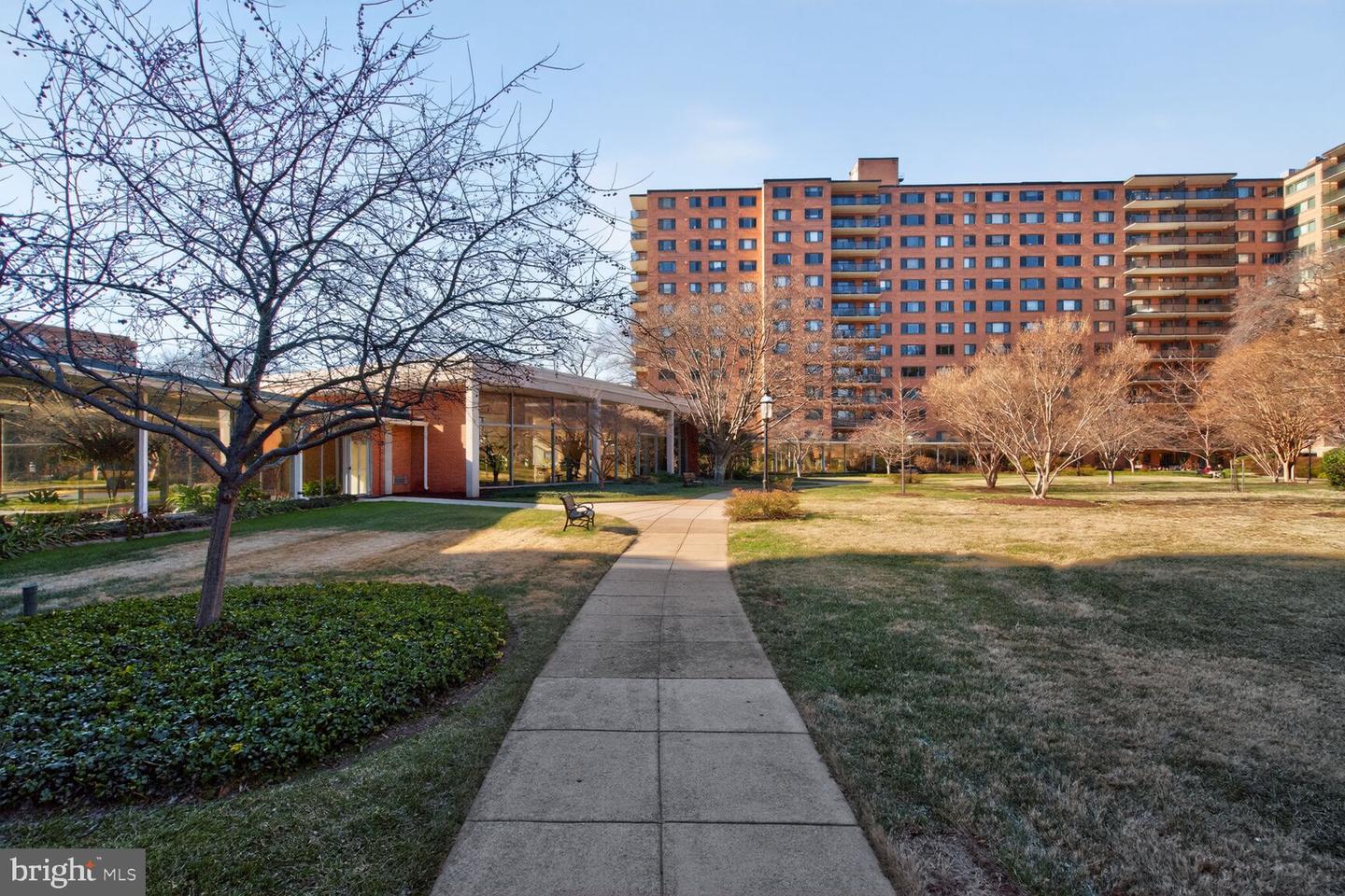 4201 CATHEDRAL AVE NW #601E, WASHINGTON, District Of Columbia 20016, 2 Bedrooms Bedrooms, ,2 BathroomsBathrooms,Residential,For sale,4201 CATHEDRAL AVE NW #601E,DCDC2242134 MLS # DCDC2242134