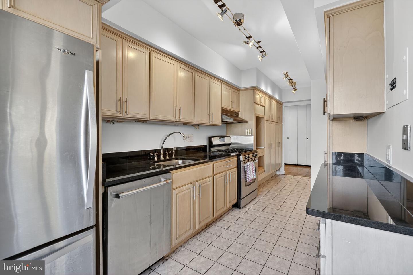 4201 CATHEDRAL AVE NW #601E, WASHINGTON, District Of Columbia 20016, 2 Bedrooms Bedrooms, ,2 BathroomsBathrooms,Residential,For sale,4201 CATHEDRAL AVE NW #601E,DCDC2242134 MLS # DCDC2242134