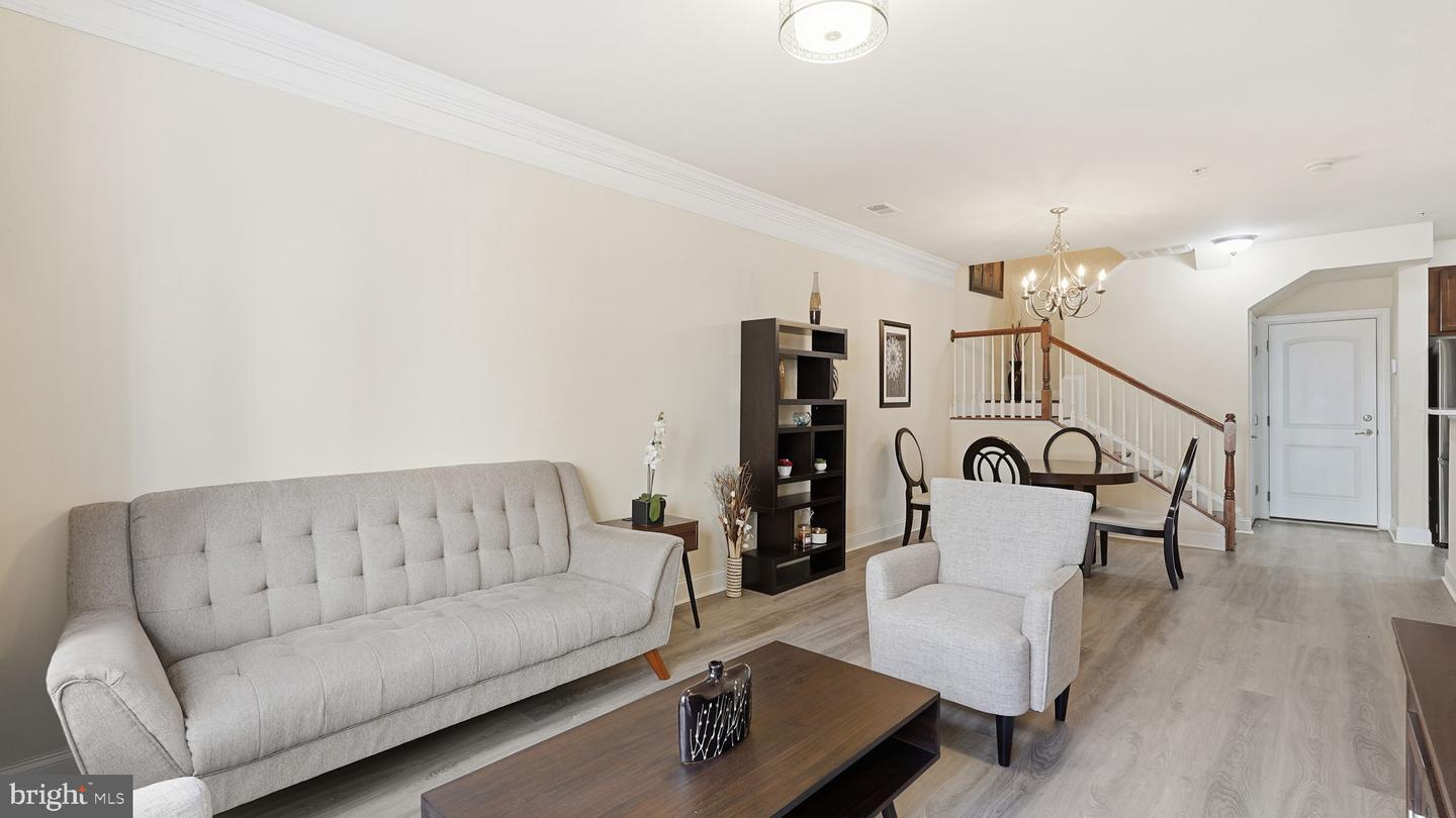 15177 LANCASHIRE DR, WOODBRIDGE, Virginia 22191, 2 Bedrooms Bedrooms, ,2 BathroomsBathrooms,Residential,For sale,15177 LANCASHIRE DR,VAPW2110846 MLS # VAPW2110846