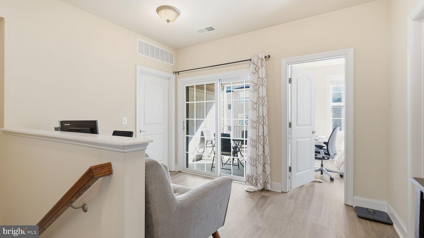 15177 LANCASHIRE DR, WOODBRIDGE, Virginia 22191, 2 Bedrooms Bedrooms, ,2 BathroomsBathrooms,Residential,For sale,15177 LANCASHIRE DR,VAPW2110846 MLS # VAPW2110846