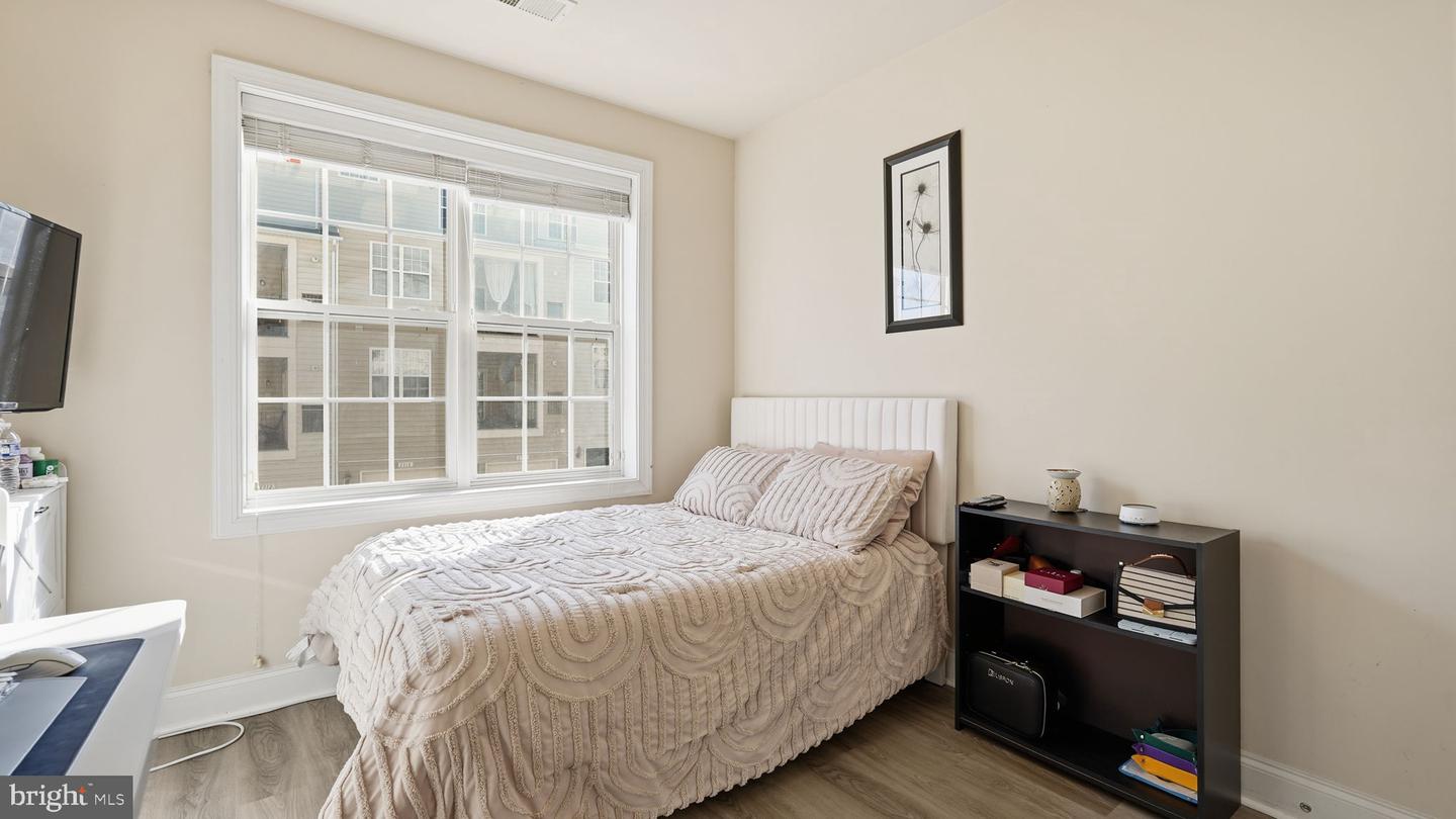 15177 LANCASHIRE DR, WOODBRIDGE, Virginia 22191, 2 Bedrooms Bedrooms, ,2 BathroomsBathrooms,Residential,For sale,15177 LANCASHIRE DR,VAPW2110846 MLS # VAPW2110846