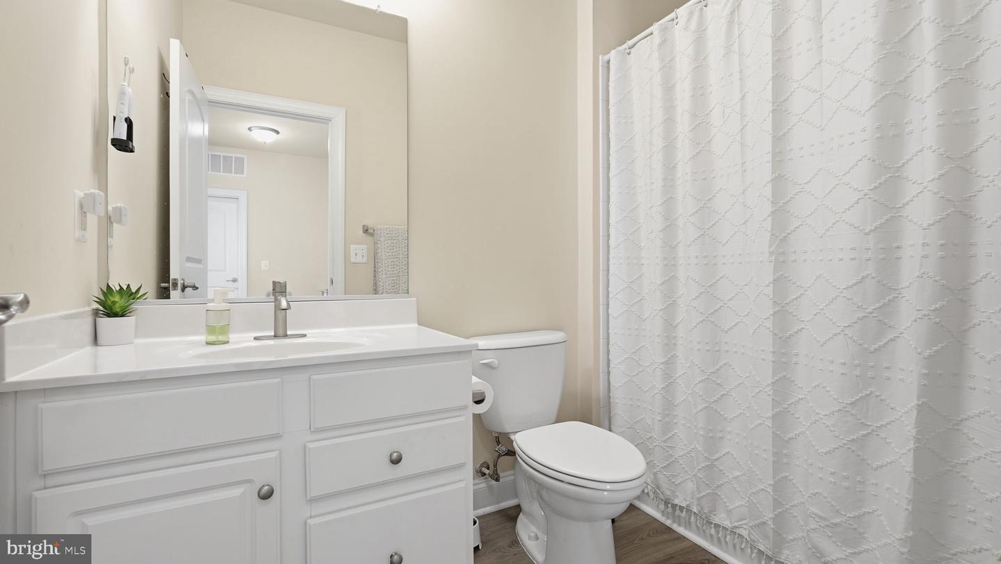 15177 LANCASHIRE DR, WOODBRIDGE, Virginia 22191, 2 Bedrooms Bedrooms, ,2 BathroomsBathrooms,Residential,For sale,15177 LANCASHIRE DR,VAPW2110846 MLS # VAPW2110846