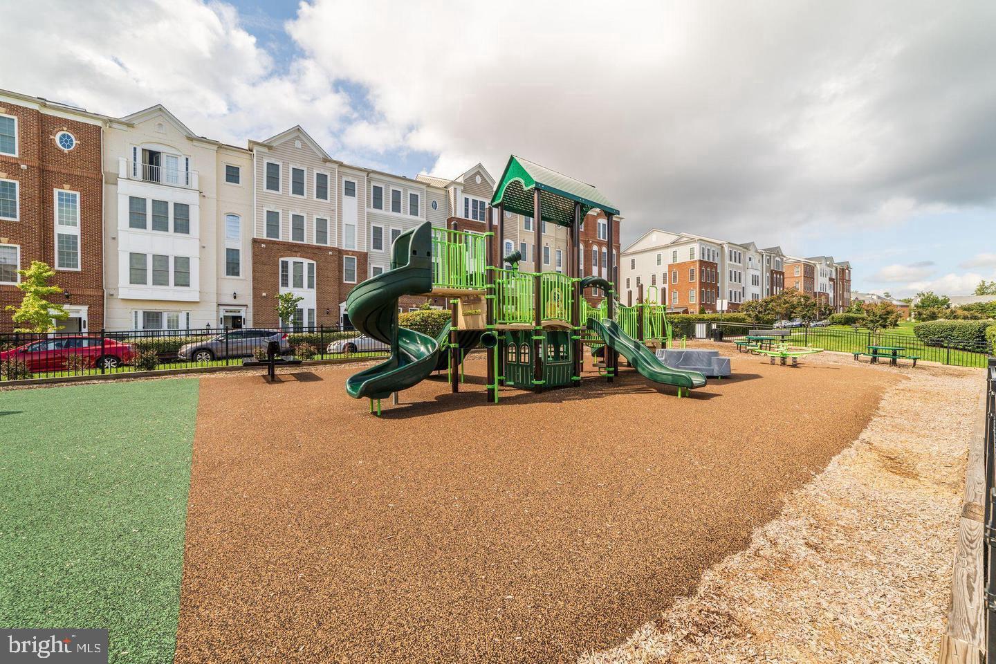 15177 LANCASHIRE DR, WOODBRIDGE, Virginia 22191, 2 Bedrooms Bedrooms, ,2 BathroomsBathrooms,Residential,For sale,15177 LANCASHIRE DR,VAPW2110846 MLS # VAPW2110846