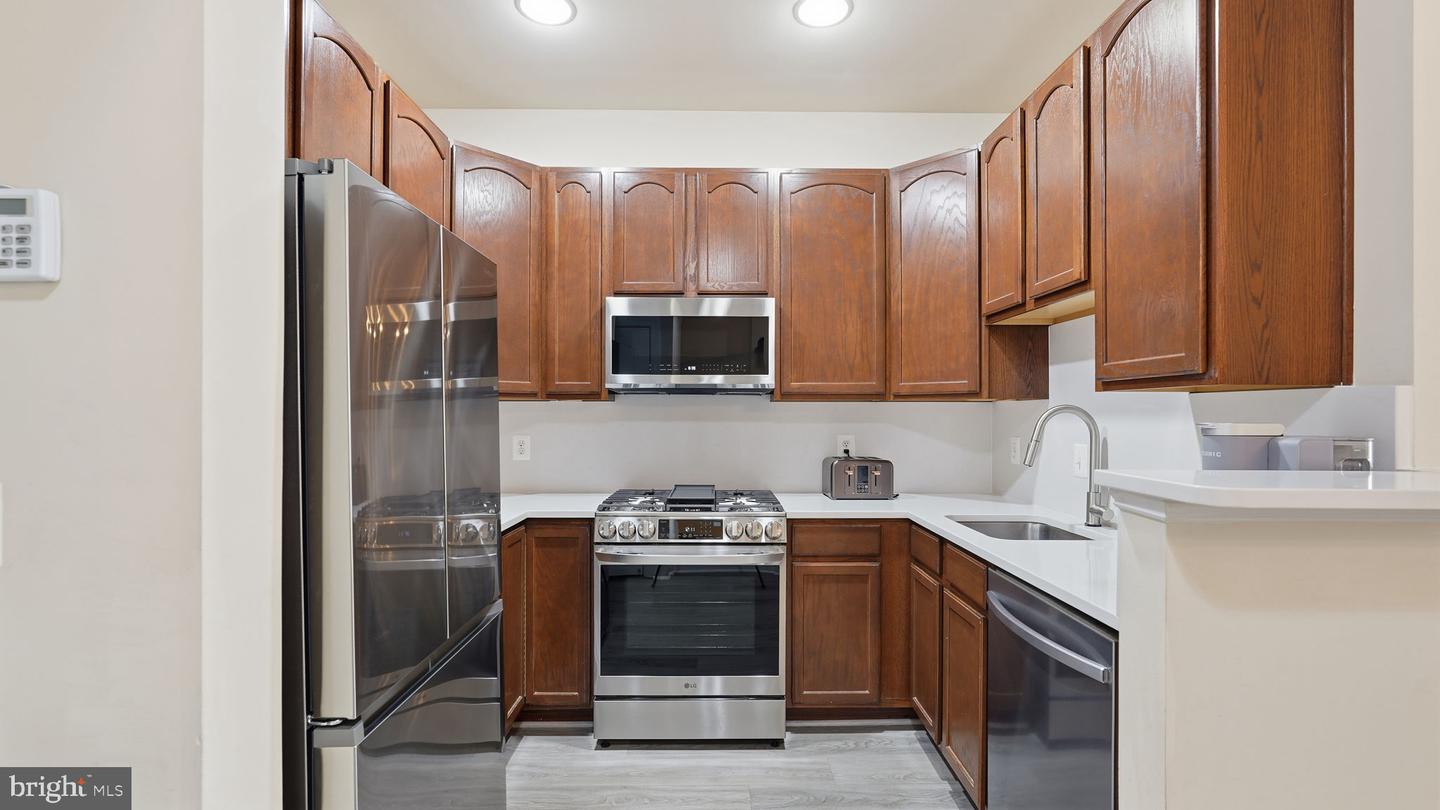 15177 LANCASHIRE DR, WOODBRIDGE, Virginia 22191, 2 Bedrooms Bedrooms, ,2 BathroomsBathrooms,Residential,For sale,15177 LANCASHIRE DR,VAPW2110846 MLS # VAPW2110846