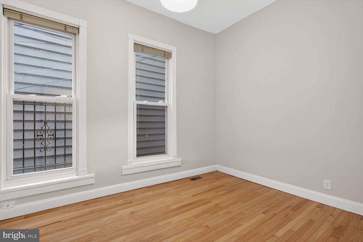 1915 11TH ST NW, WASHINGTON, District Of Columbia 20001, 6 Bedrooms Bedrooms, ,3 BathroomsBathrooms,Residential,For sale,1915 11TH ST NW,DCDC2242238 MLS # DCDC2242238