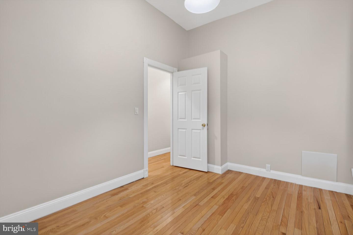 1915 11TH ST NW, WASHINGTON, District Of Columbia 20001, 6 Bedrooms Bedrooms, ,3 BathroomsBathrooms,Residential,For sale,1915 11TH ST NW,DCDC2242238 MLS # DCDC2242238