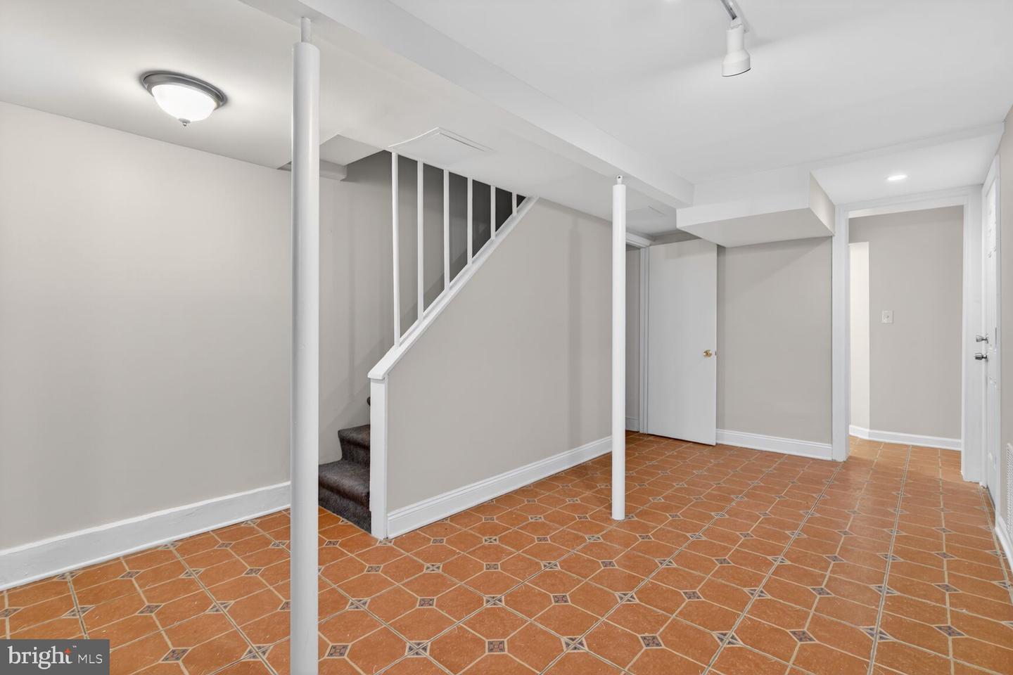 1915 11TH ST NW, WASHINGTON, District Of Columbia 20001, 6 Bedrooms Bedrooms, ,3 BathroomsBathrooms,Residential,For sale,1915 11TH ST NW,DCDC2242238 MLS # DCDC2242238