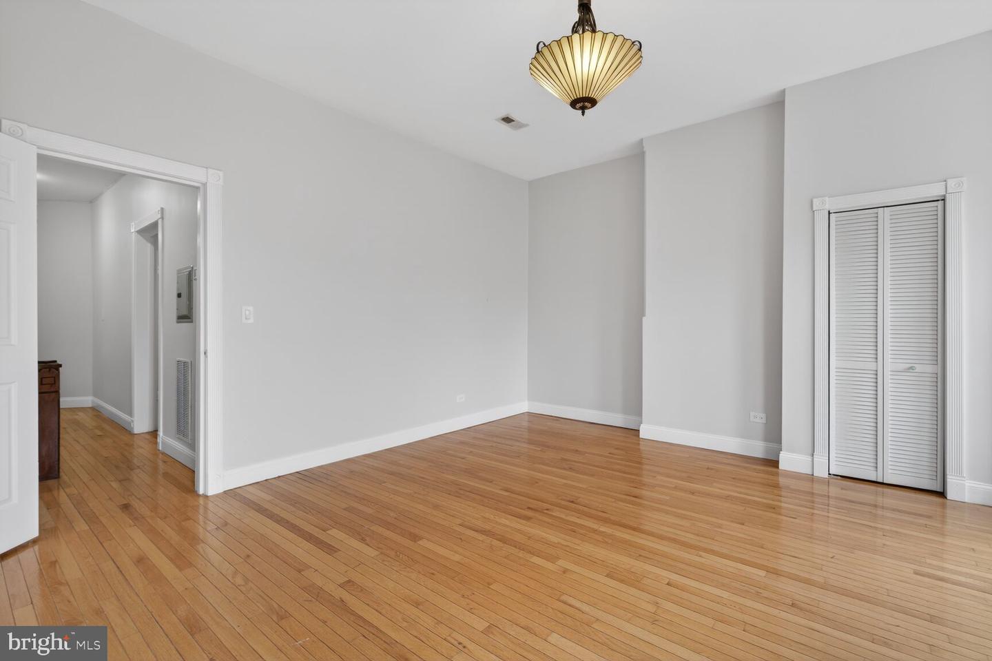 1915 11TH ST NW, WASHINGTON, District Of Columbia 20001, 6 Bedrooms Bedrooms, ,3 BathroomsBathrooms,Residential,For sale,1915 11TH ST NW,DCDC2242238 MLS # DCDC2242238