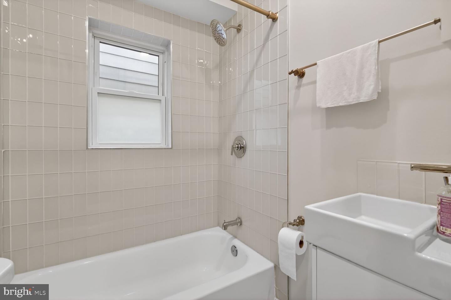 1915 11TH ST NW, WASHINGTON, District Of Columbia 20001, 6 Bedrooms Bedrooms, ,3 BathroomsBathrooms,Residential,For sale,1915 11TH ST NW,DCDC2242238 MLS # DCDC2242238