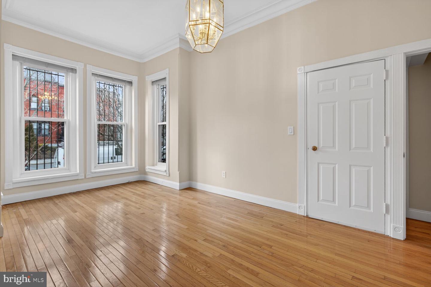 1915 11TH ST NW, WASHINGTON, District Of Columbia 20001, 6 Bedrooms Bedrooms, ,3 BathroomsBathrooms,Residential,For sale,1915 11TH ST NW,DCDC2242238 MLS # DCDC2242238