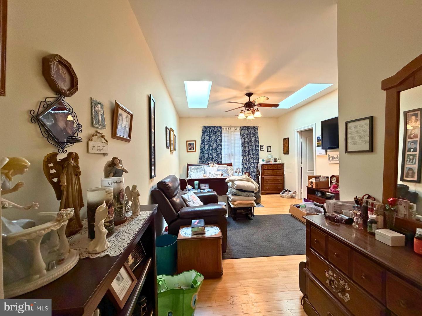 289 MAGNOLIA DR, FRONT ROYAL, Virginia 22630, 4 Bedrooms Bedrooms, ,3 BathroomsBathrooms,Residential,For sale,289 MAGNOLIA DR,VAWR2013186 MLS # VAWR2013186