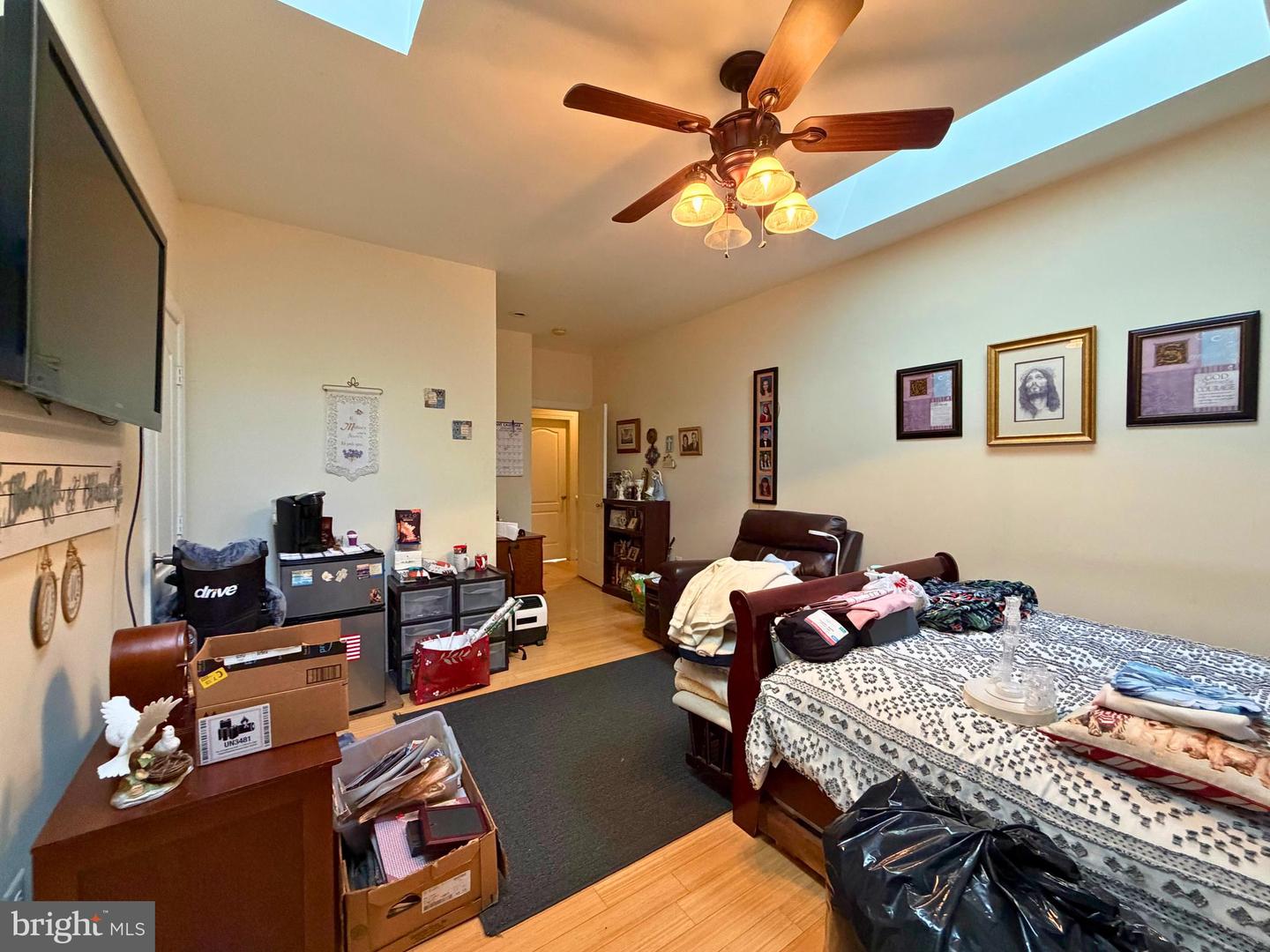 289 MAGNOLIA DR, FRONT ROYAL, Virginia 22630, 4 Bedrooms Bedrooms, ,3 BathroomsBathrooms,Residential,For sale,289 MAGNOLIA DR,VAWR2013186 MLS # VAWR2013186