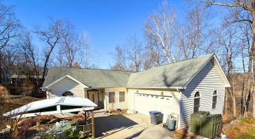 289 MAGNOLIA DR, FRONT ROYAL, Virginia 22630, 4 Bedrooms Bedrooms, ,3 BathroomsBathrooms,Residential,For sale,289 MAGNOLIA DR,VAWR2013186 MLS # VAWR2013186