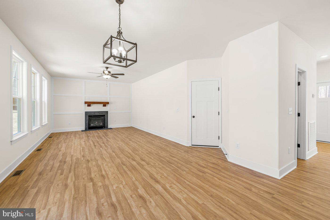 8355 COOLIDGE CIR, KING GEORGE, Virginia 22485, 4 Bedrooms Bedrooms, ,2 BathroomsBathrooms,Residential,For sale,8355 COOLIDGE CIR,VAKG2007536 MLS # VAKG2007536