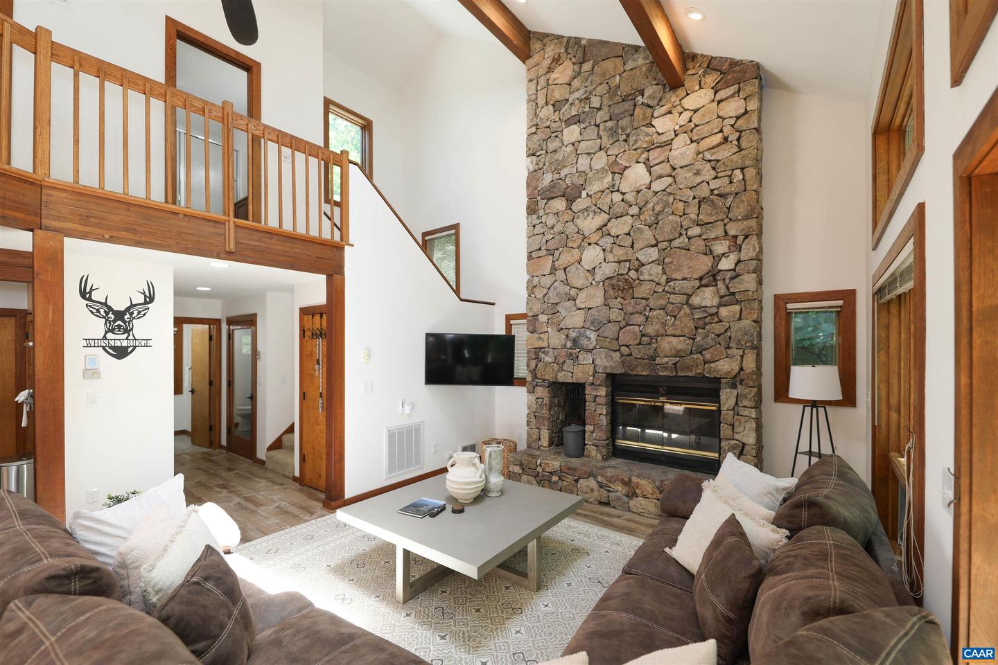 278 E CATOCTIN DR, WINTERGREEN RESORT, Virginia 22967, 5 Bedrooms Bedrooms, ,4 BathroomsBathrooms,Residential,For sale,278 E CATOCTIN DR,672639 MLS # 672639