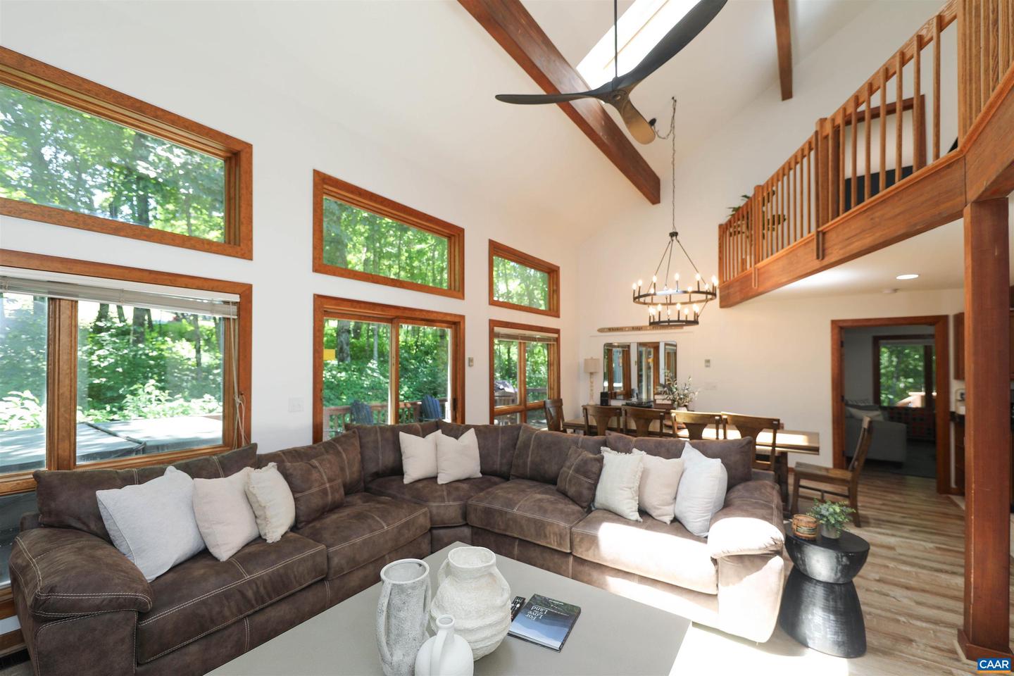 278 E CATOCTIN DR, WINTERGREEN RESORT, Virginia 22967, 5 Bedrooms Bedrooms, ,4 BathroomsBathrooms,Residential,For sale,278 E CATOCTIN DR,672639 MLS # 672639