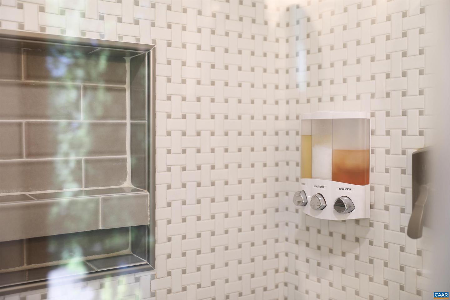 278 E CATOCTIN DR, WINTERGREEN RESORT, Virginia 22967, 5 Bedrooms Bedrooms, ,4 BathroomsBathrooms,Residential,For sale,278 E CATOCTIN DR,672639 MLS # 672639