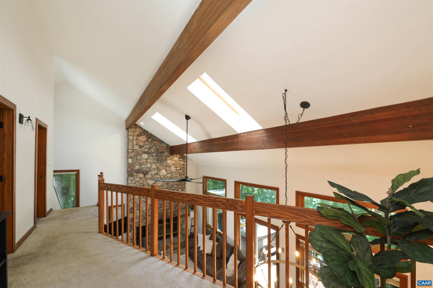 278 E CATOCTIN DR, WINTERGREEN RESORT, Virginia 22967, 5 Bedrooms Bedrooms, ,4 BathroomsBathrooms,Residential,For sale,278 E CATOCTIN DR,672639 MLS # 672639