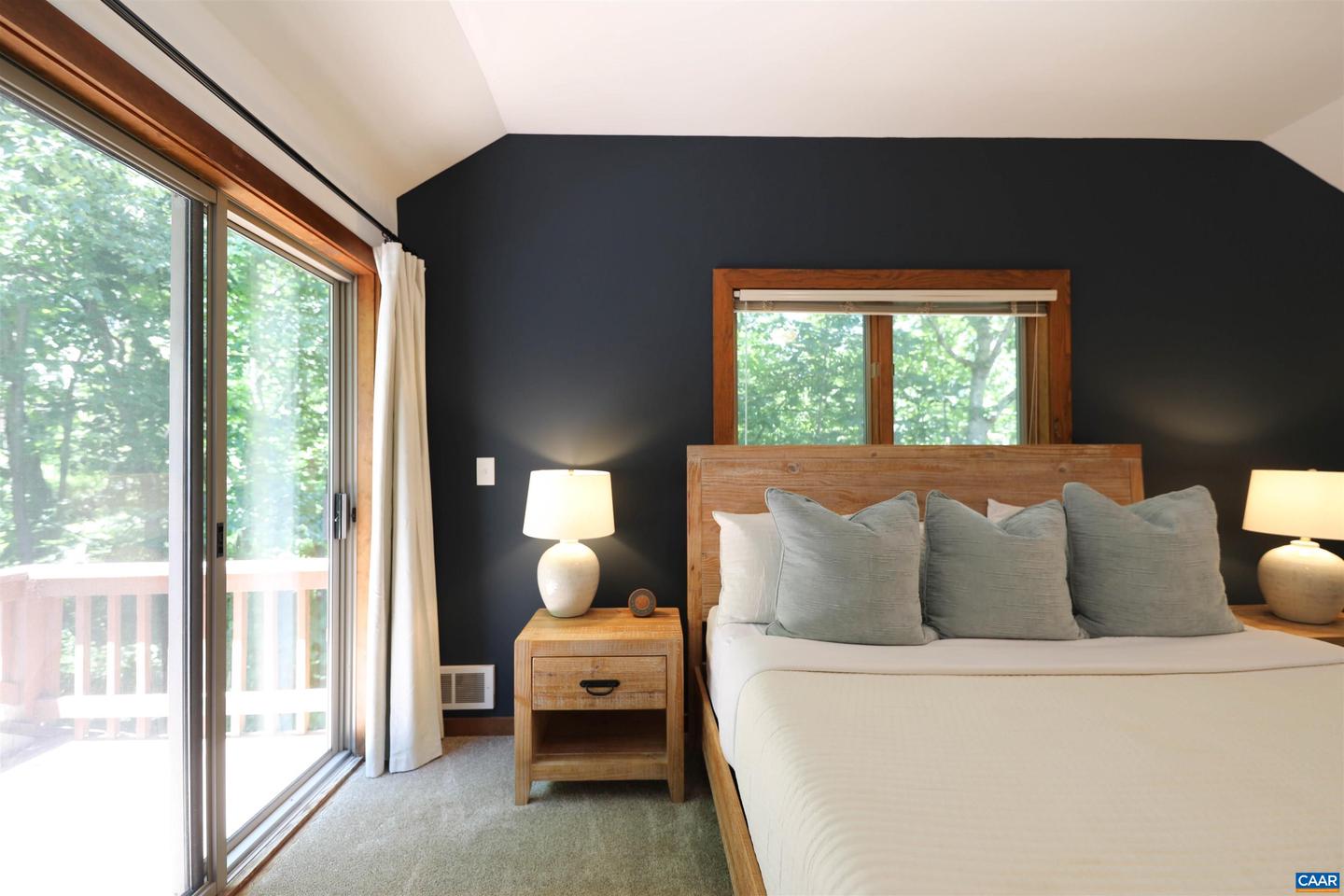 278 E CATOCTIN DR, WINTERGREEN RESORT, Virginia 22967, 5 Bedrooms Bedrooms, ,4 BathroomsBathrooms,Residential,For sale,278 E CATOCTIN DR,672639 MLS # 672639