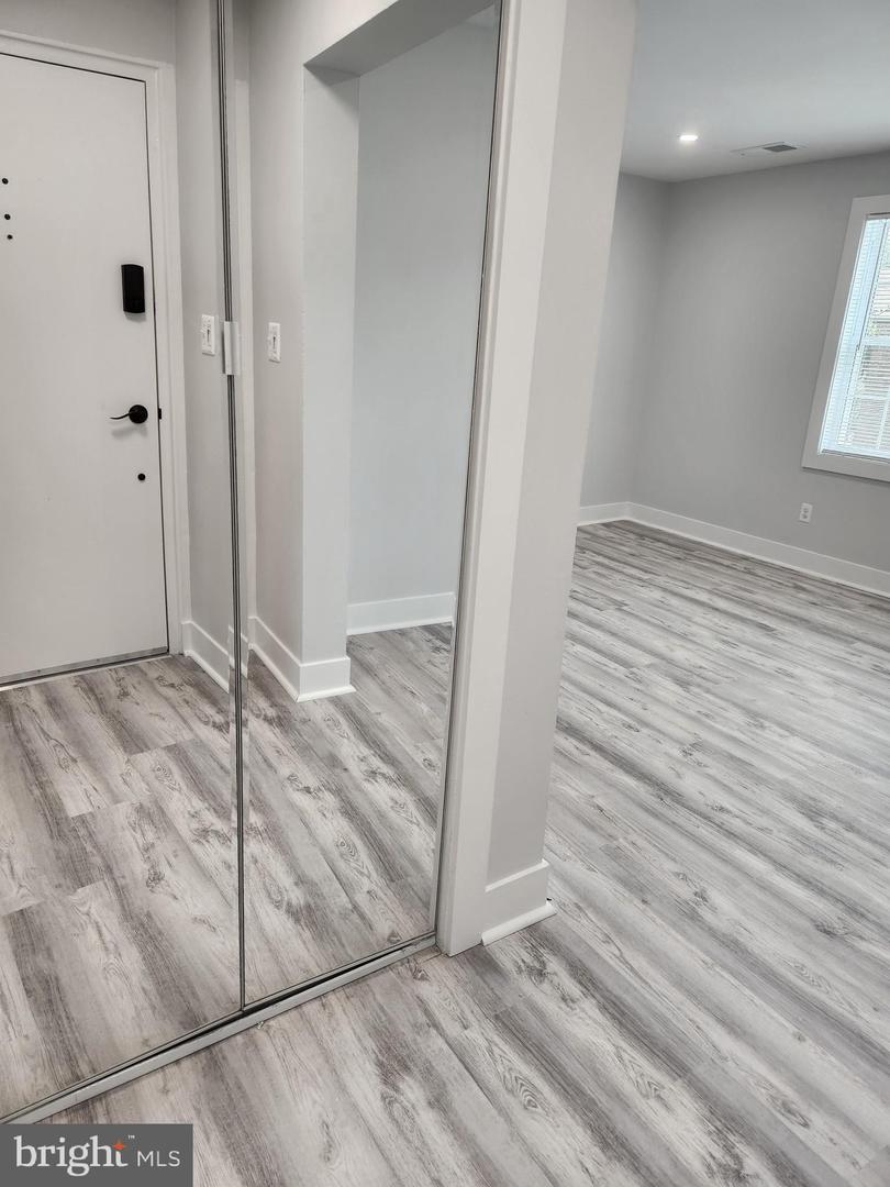 3809 V ST SE #202, WASHINGTON, District Of Columbia 20020, 2 Bedrooms Bedrooms, ,1 BathroomBathrooms,Residential,For sale,3809 V ST SE #202,DCDC2242278 MLS # DCDC2242278 3809 V ST SE #202, WASHINGTON, District Of Columbia 20020, 2 Bedrooms Bedrooms, ,1 BathroomBathrooms,Residential,For sale,3809 V ST SE #202,DCDC2242278 MLS # DCDC2242278