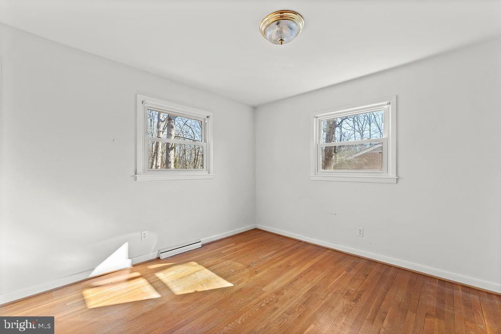 15 WINSTON PL, FREDERICKSBURG, Virginia 22405, 3 Bedrooms Bedrooms, 5 Rooms Rooms,1 BathroomBathrooms,Residential,For sale,15 WINSTON PL,VAST2045404 MLS # VAST2045404 15 WINSTON PL, FREDERICKSBURG, Virginia 22405, 3 Bedrooms Bedrooms, 5 Rooms Rooms,1 BathroomBathrooms,Residential,For sale,15 WINSTON PL,VAST2045404 MLS # VAST2045404